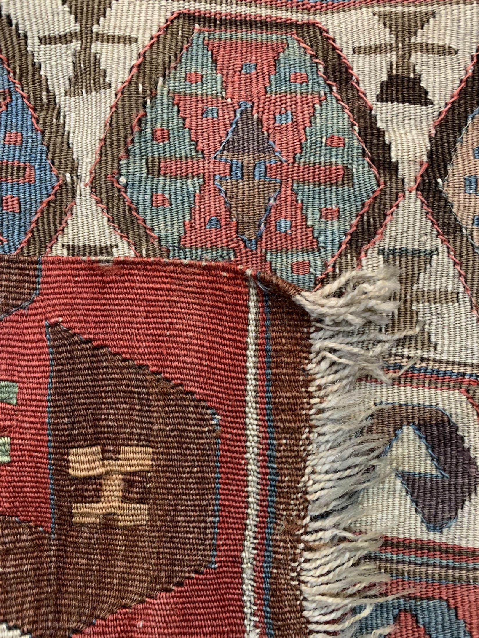 Detail d: Antiker Konya Kelim, Türkei, 19.Jhd, Wolle auf Wolle, ca. 430 x 82 cm, EHZ: 2-3