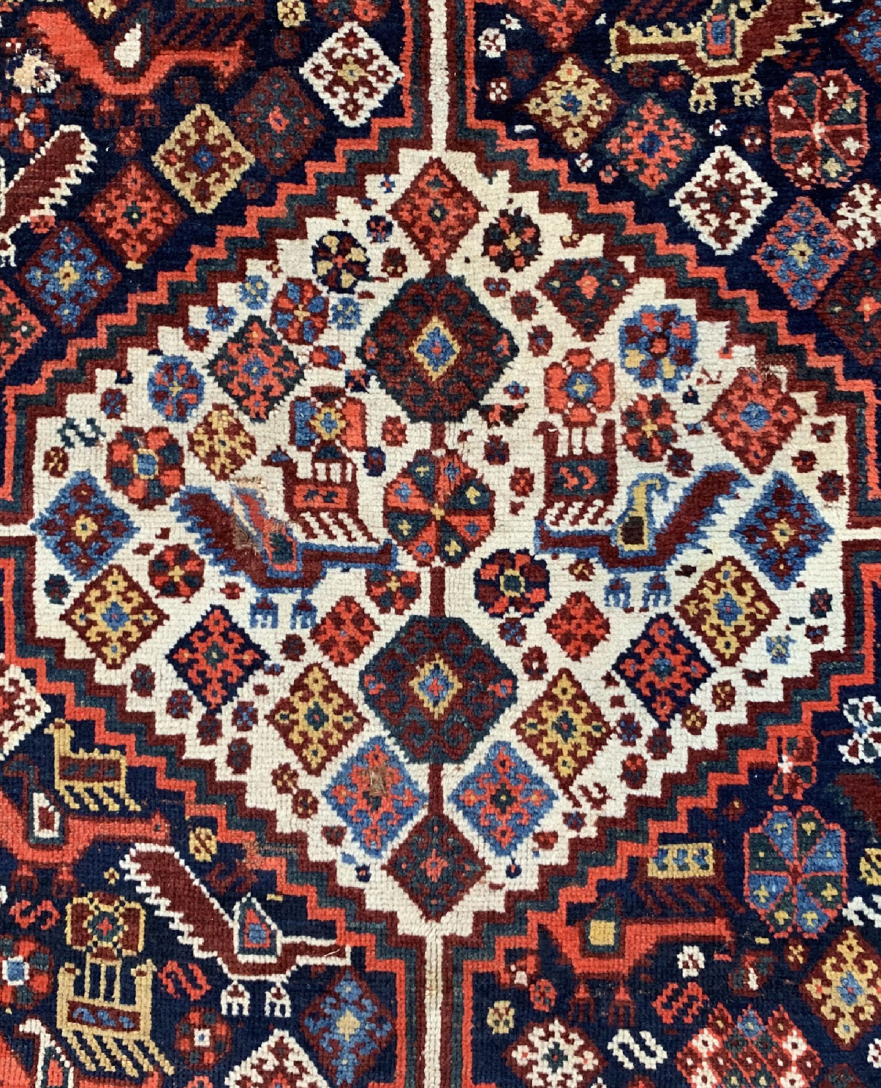Detail c: Ghaschgai antik, Persien, um 1920, Wolle auf Wolle, ca. 280 x 183 cm, EHZ: 2