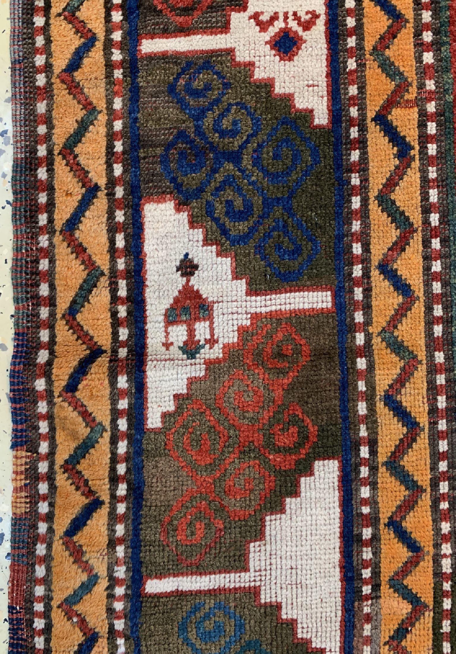Detail c: Antiker Schildkazak, Kaukasus, 19.Jhd, Wolle auf Wolle, ca. 233 x 175 cm, EHZ: 2-3