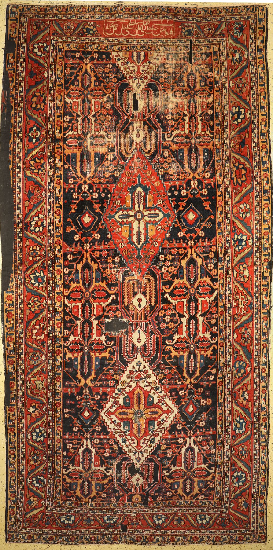 Antiker Bachtiar"Khanteppich, Persien, datiert 1324(1903), Wolle auf Baumwolle, ca. 443 x 218 cm, EHZ: 4