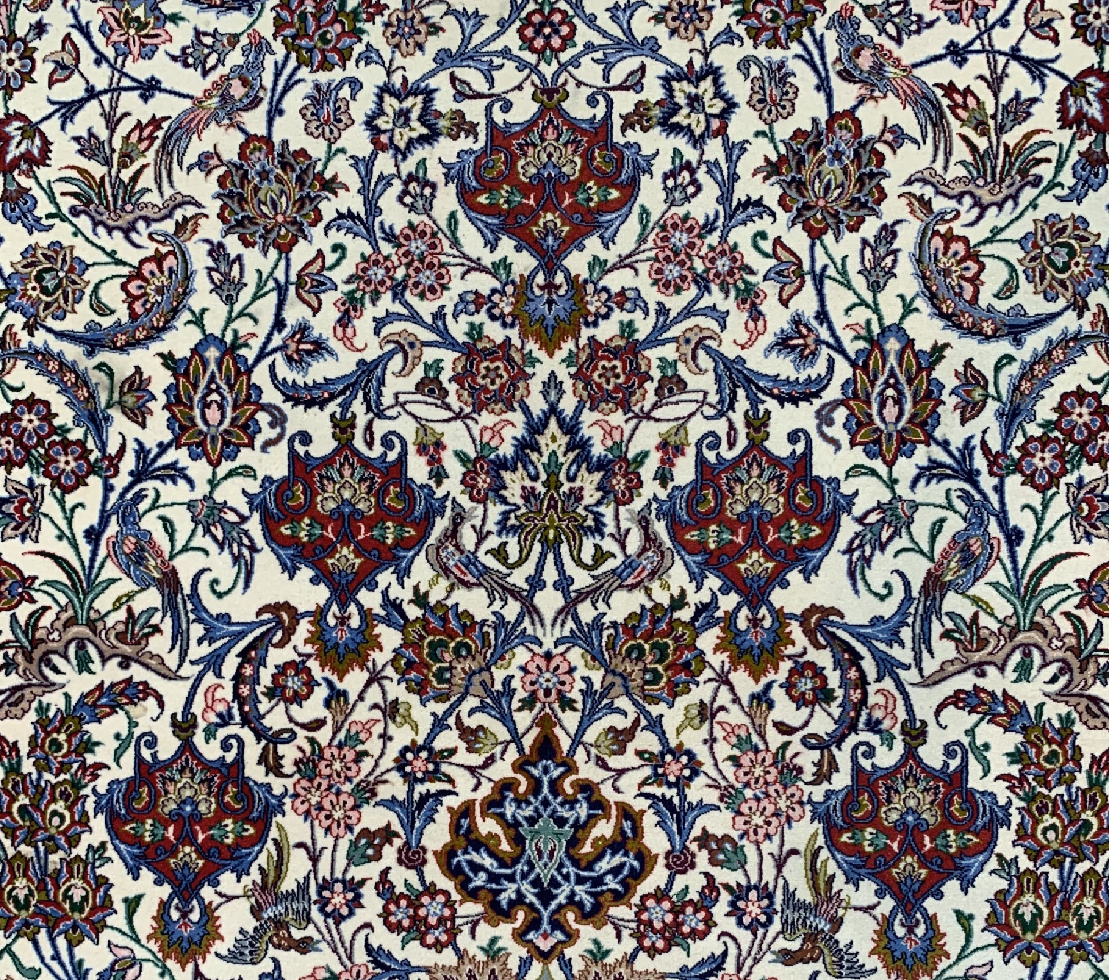 Detail b: Esfahan fein, Persien, um 1950, Korkwolle auf Seide, ca. 233 x 155 cm, ca. 1,0 Mio. Kn/qm, EHZ: 2