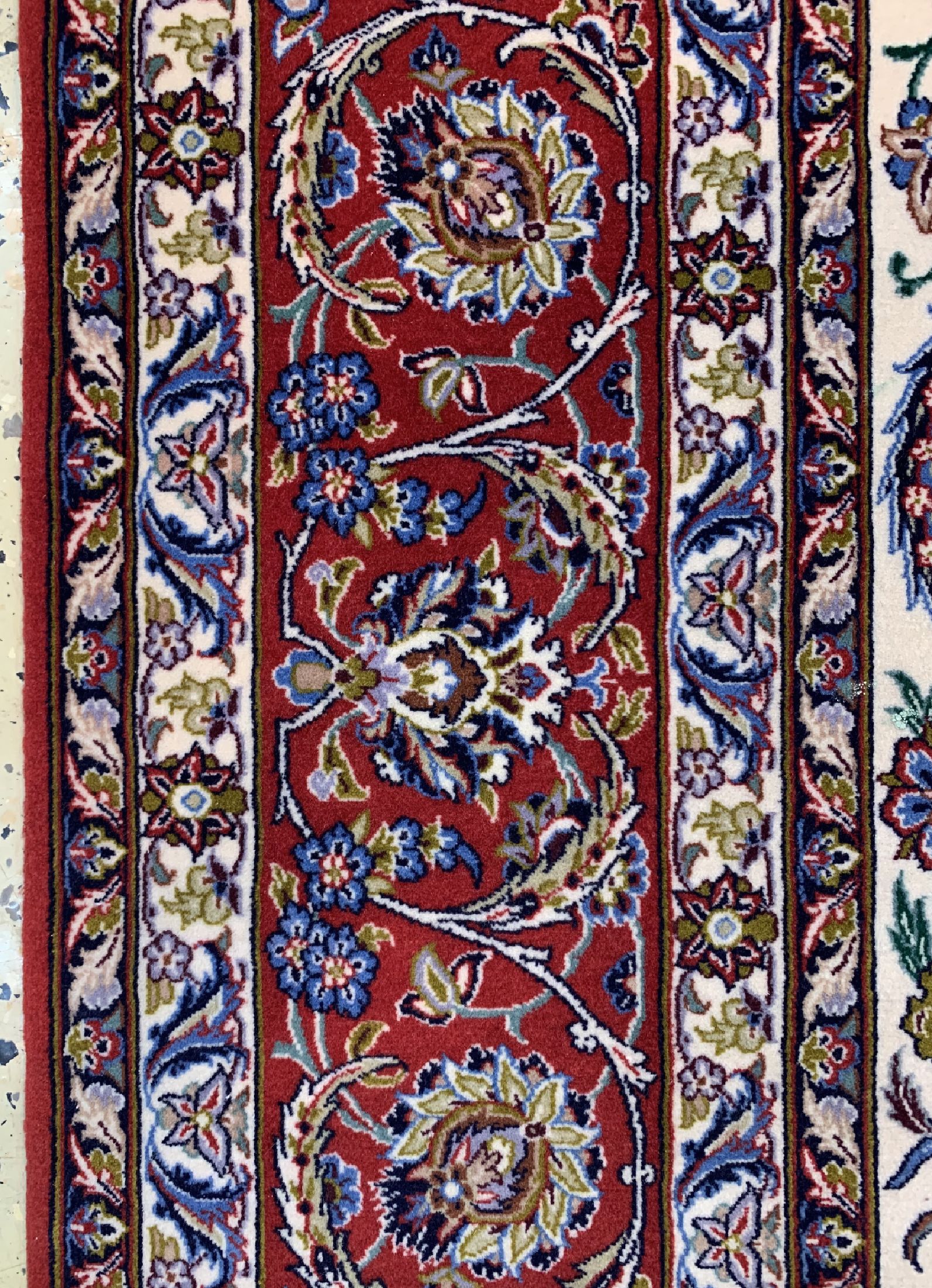 Detail c: Esfahan fein, Persien, um 1950, Korkwolle auf Seide, ca. 233 x 155 cm, ca. 1,0 Mio. Kn/qm, EHZ: 2