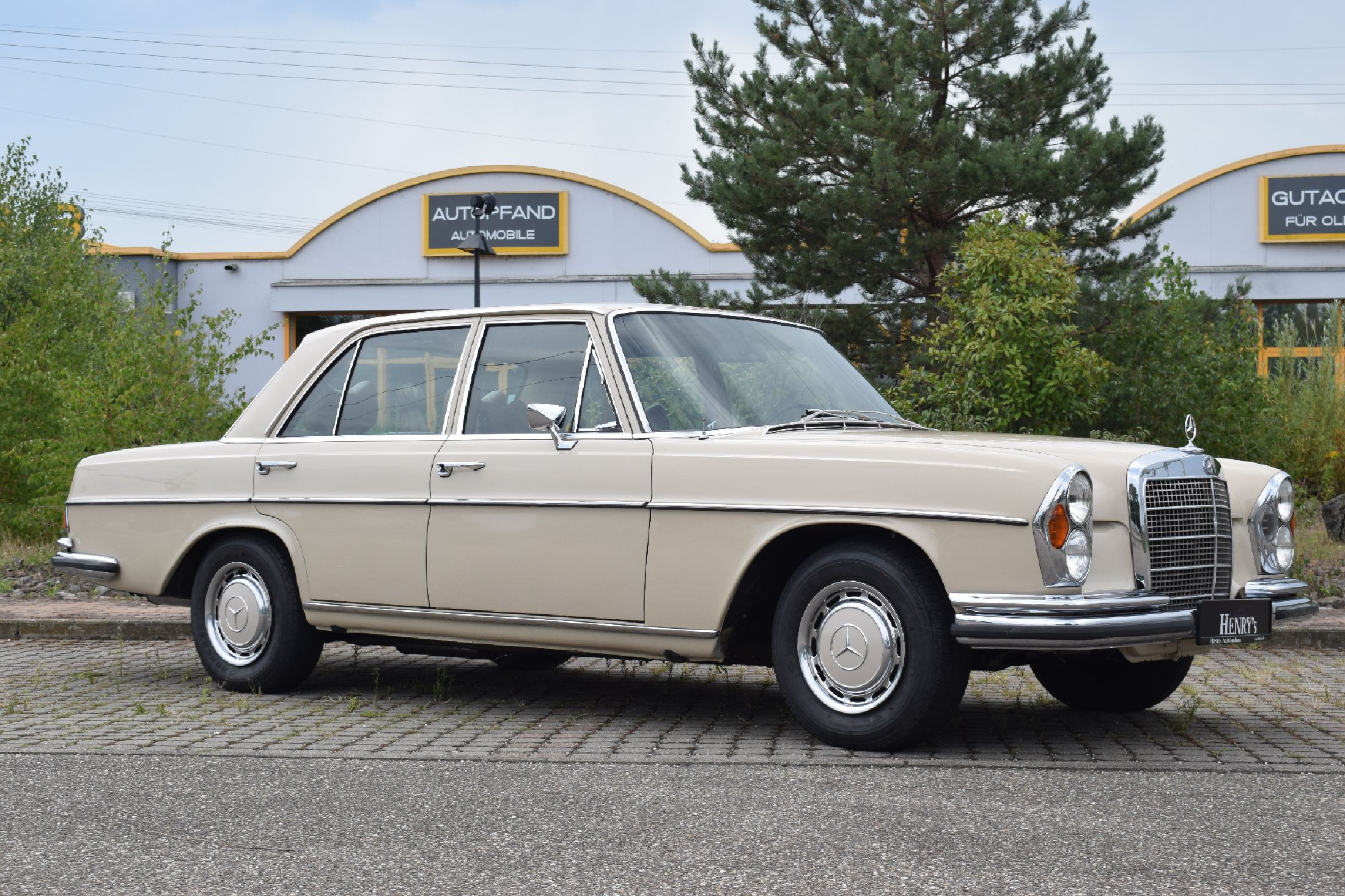 Mercedes-Benz 280 SE W 108, Fahrgestellnummer: 10801812096012, EZ 04/1972, Laufleistung ca. 26.500 km abgelesen,Automatikgetriebe, HU 04/2025, ...