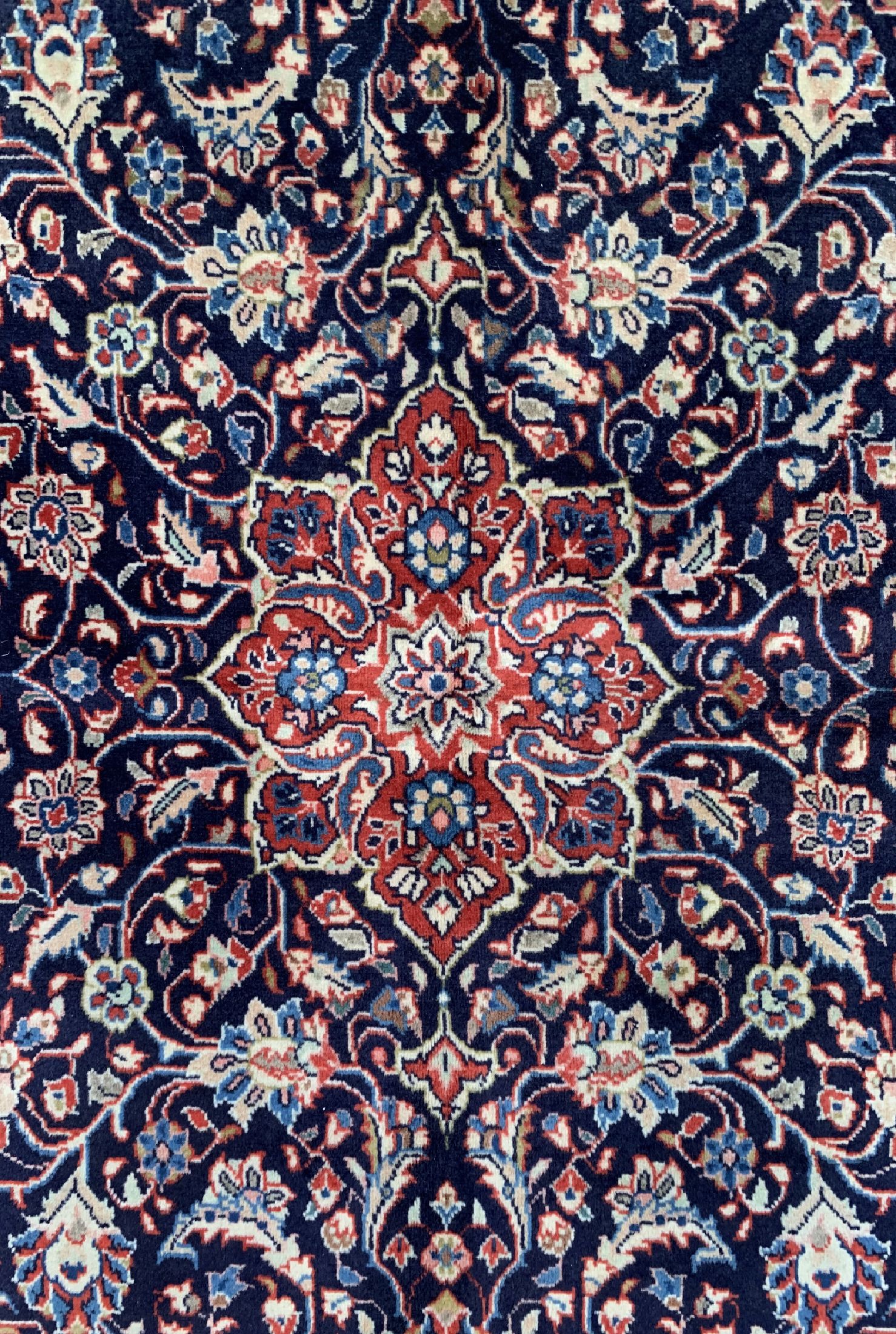 Detail c: Sarogh alt, Persien, ca. 50 Jahre, Wolle auf Baumwolle, ca. 210 x 128 cm, EHZ: 2