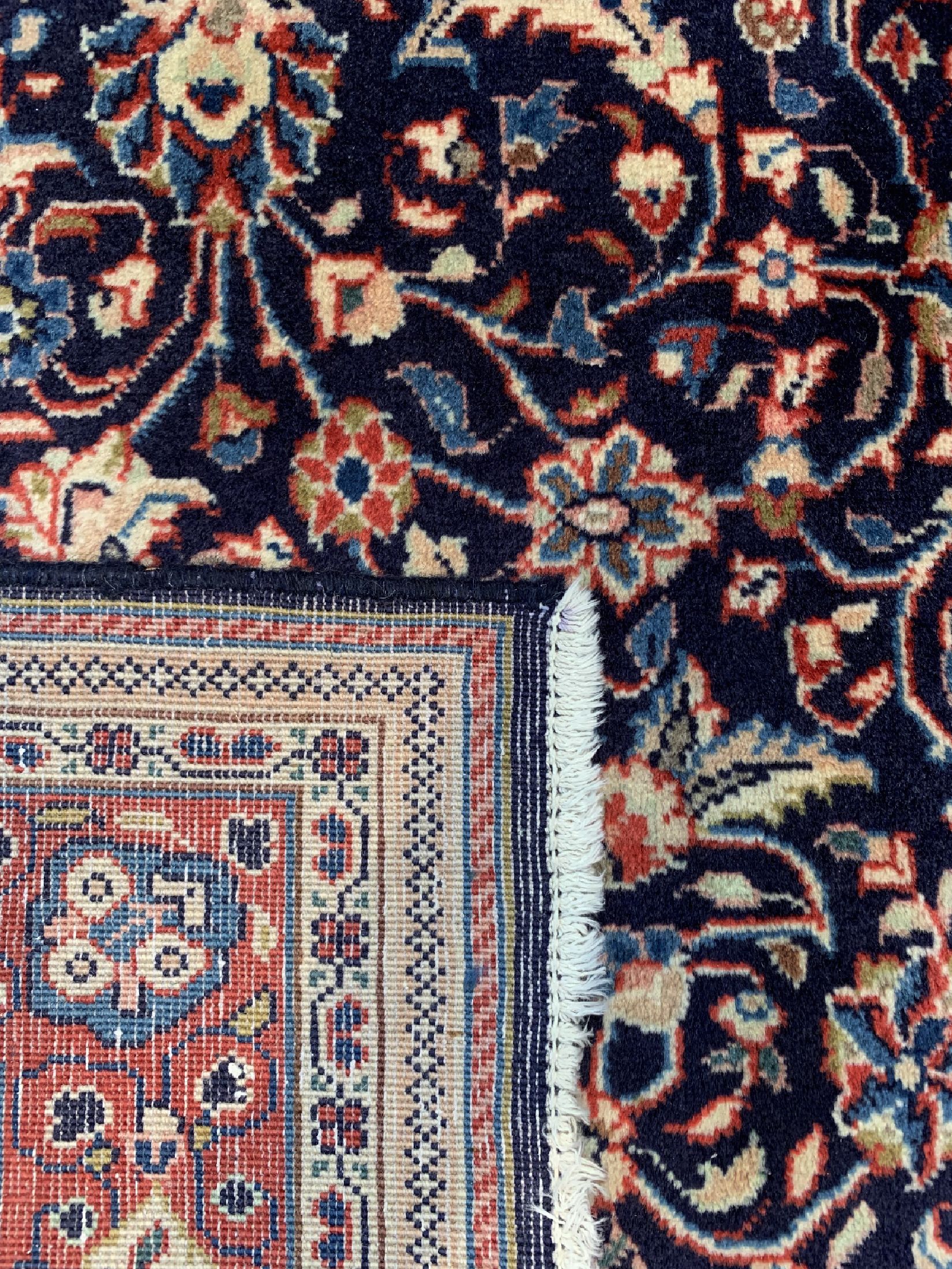 Detail d: Sarogh alt, Persien, ca. 50 Jahre, Wolle auf Baumwolle, ca. 210 x 128 cm, EHZ: 2