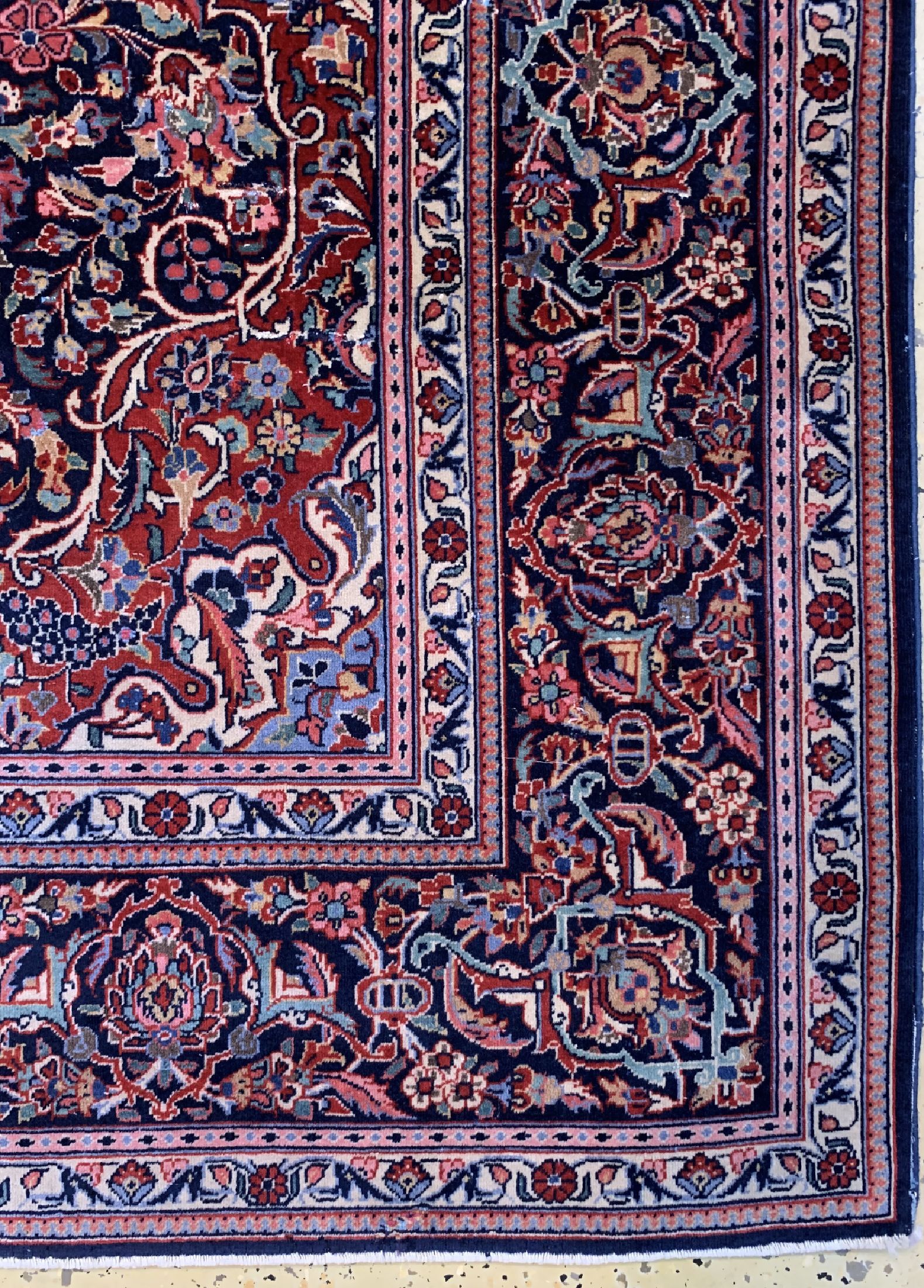 Detail a: Keschan Kork alt, Persien, um 1930, Korkwolle auf Baumwolle, ca. 212 x 135 cm, EHZ: 2(kleine Restaurierungen).