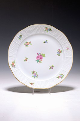 26652318c - Dinner service, Herend, Hungary, 20th century,porcelain, for 6 people, scattered flower decoration, gold decoration, 6 dinner plates, soup cups with saucers, vase, age plate.