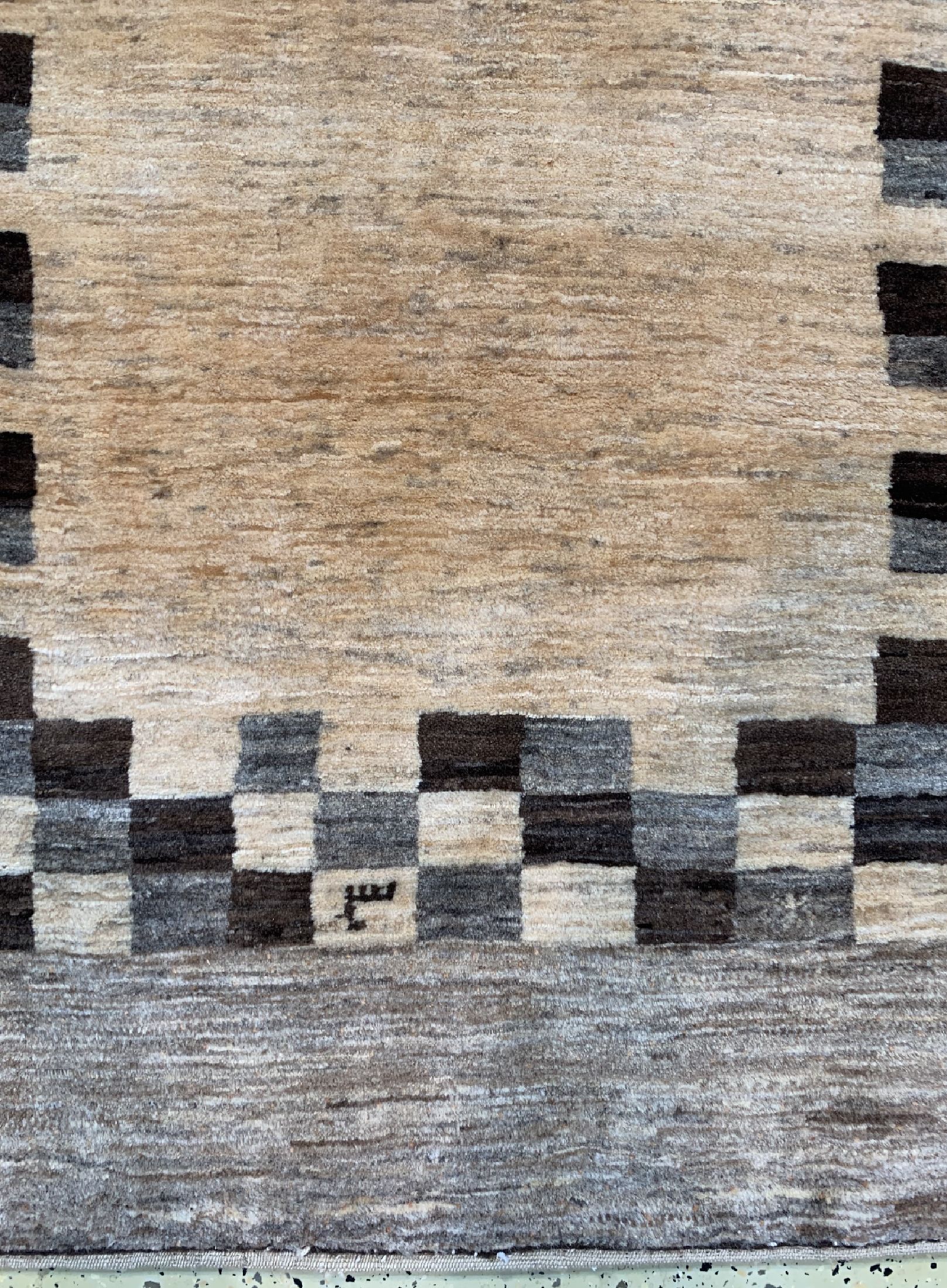 Detail b: Gabbeh fein Loribaft, Persien, ca. 40 Jahre, Korkwolle auf Wolle, ca. 180 x 127 cm, EHZ: 2-3