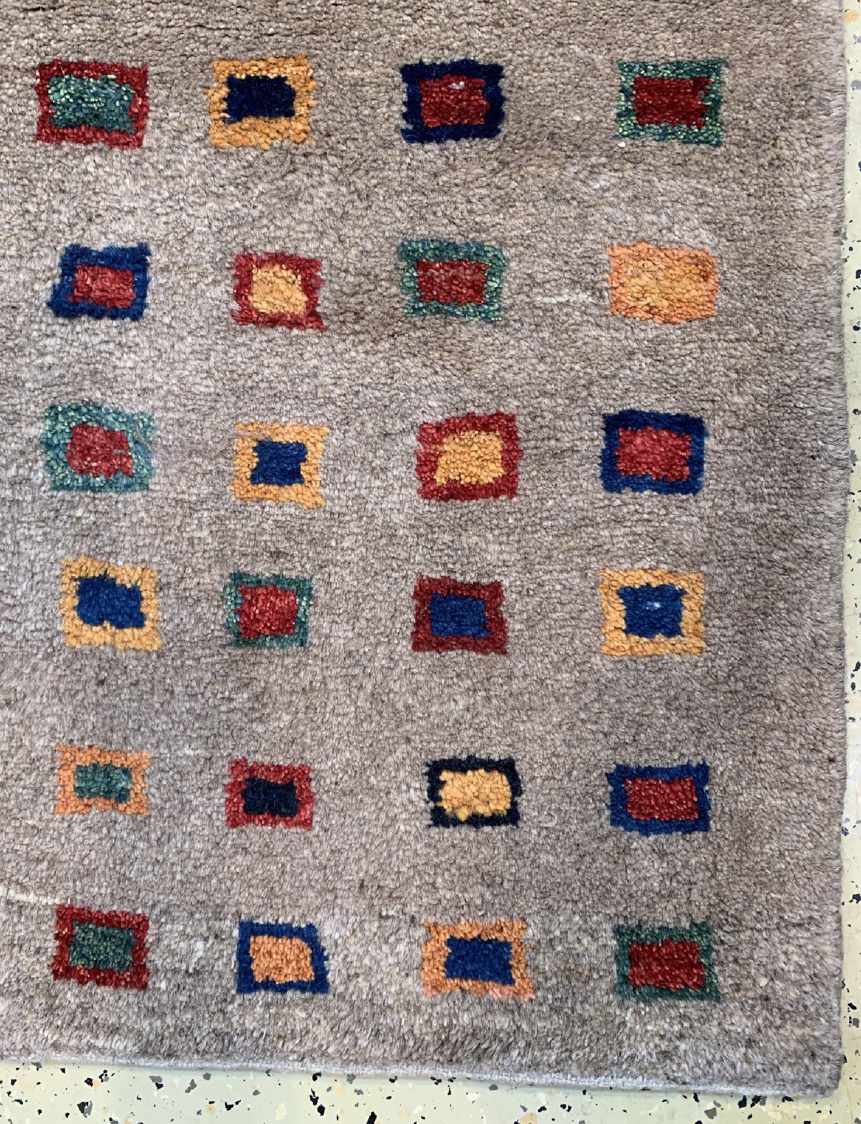 Detail a: Gabbeh alt, Persien, ca. 50 Jahre, Wolle auf Wolle, ca. 140 x 103 cm, EHZ: 2