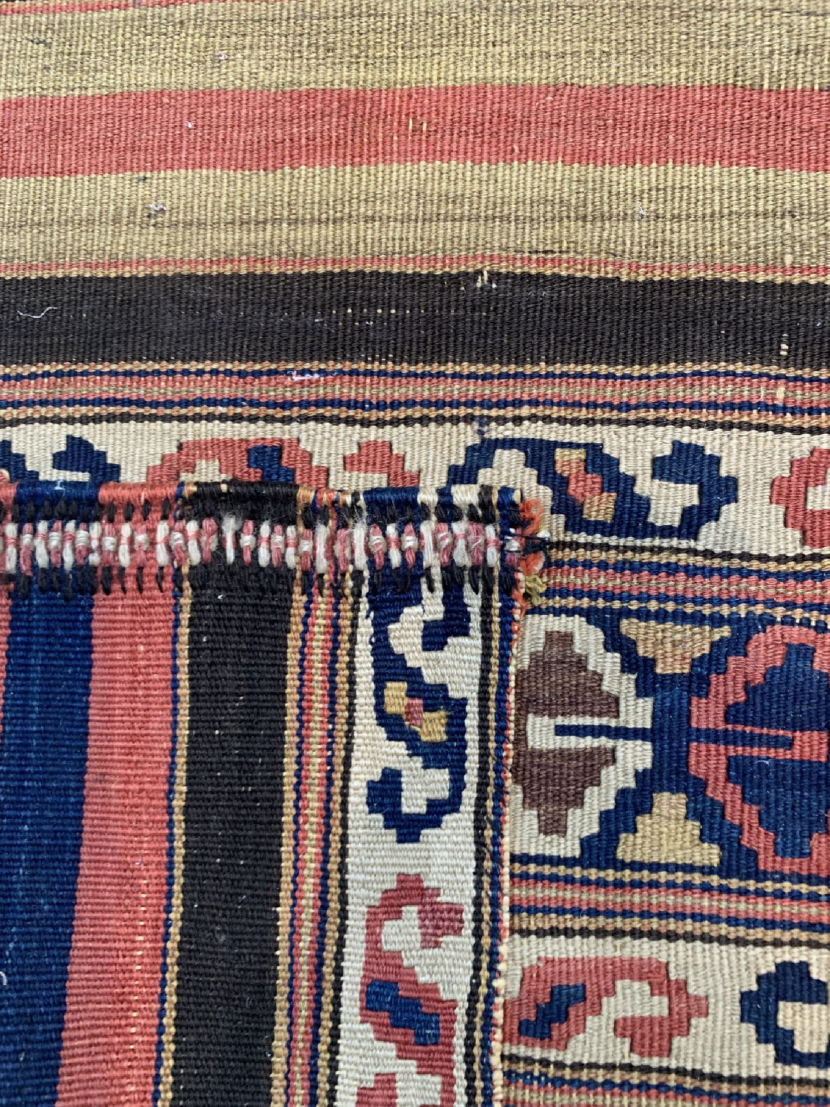 Detail e: Shahsawan Kelim antik, Persien, 19.Jhd, Wolle auf Wolle, ca. 230 x 107 cm, EHZ: 2