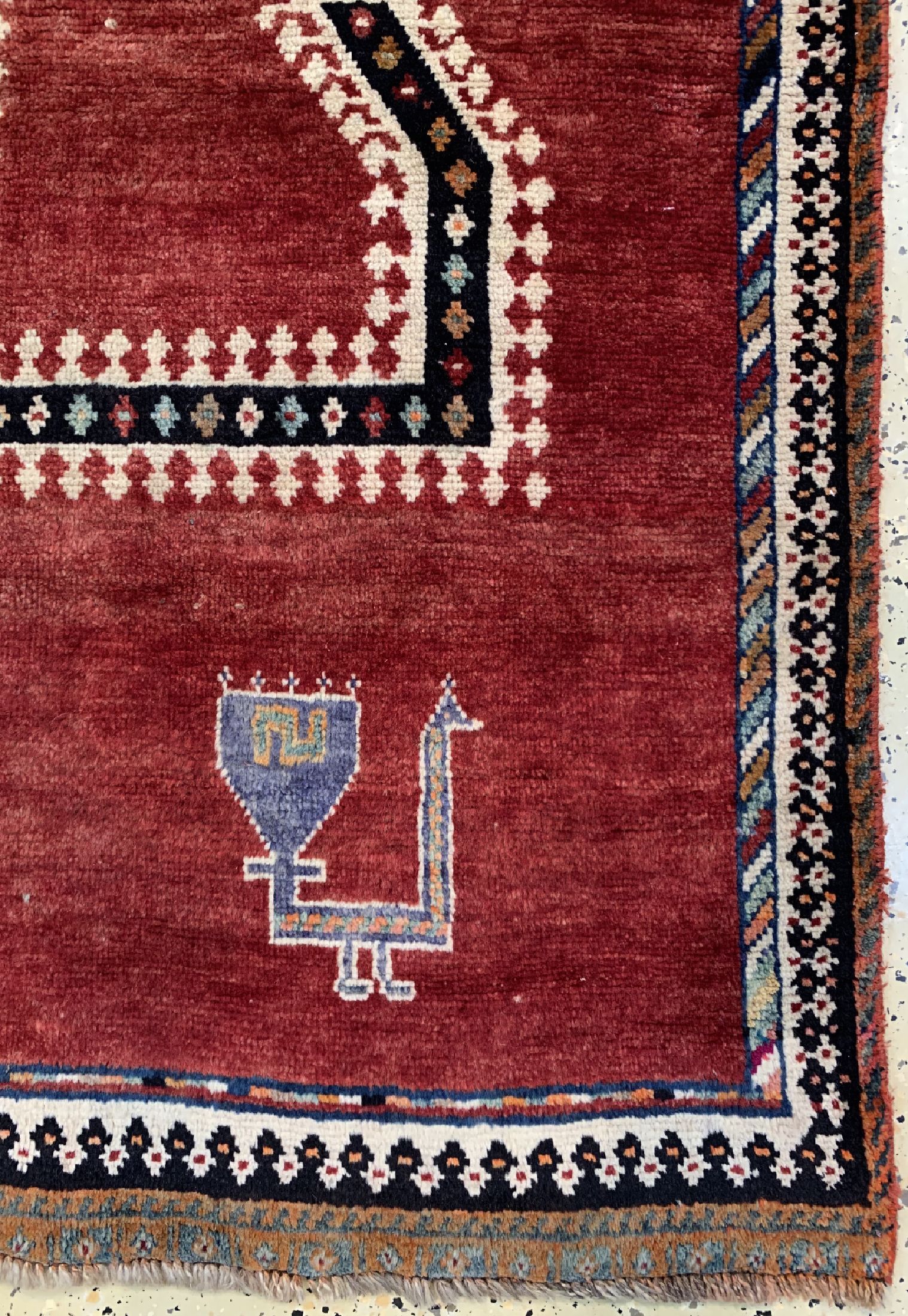 Detail a: Gabbeh alt, Persien, um 1960, Wolle auf Wolle, ca. 233 x 135 cm, EHZ: 2(Rand leicht beschädigt).