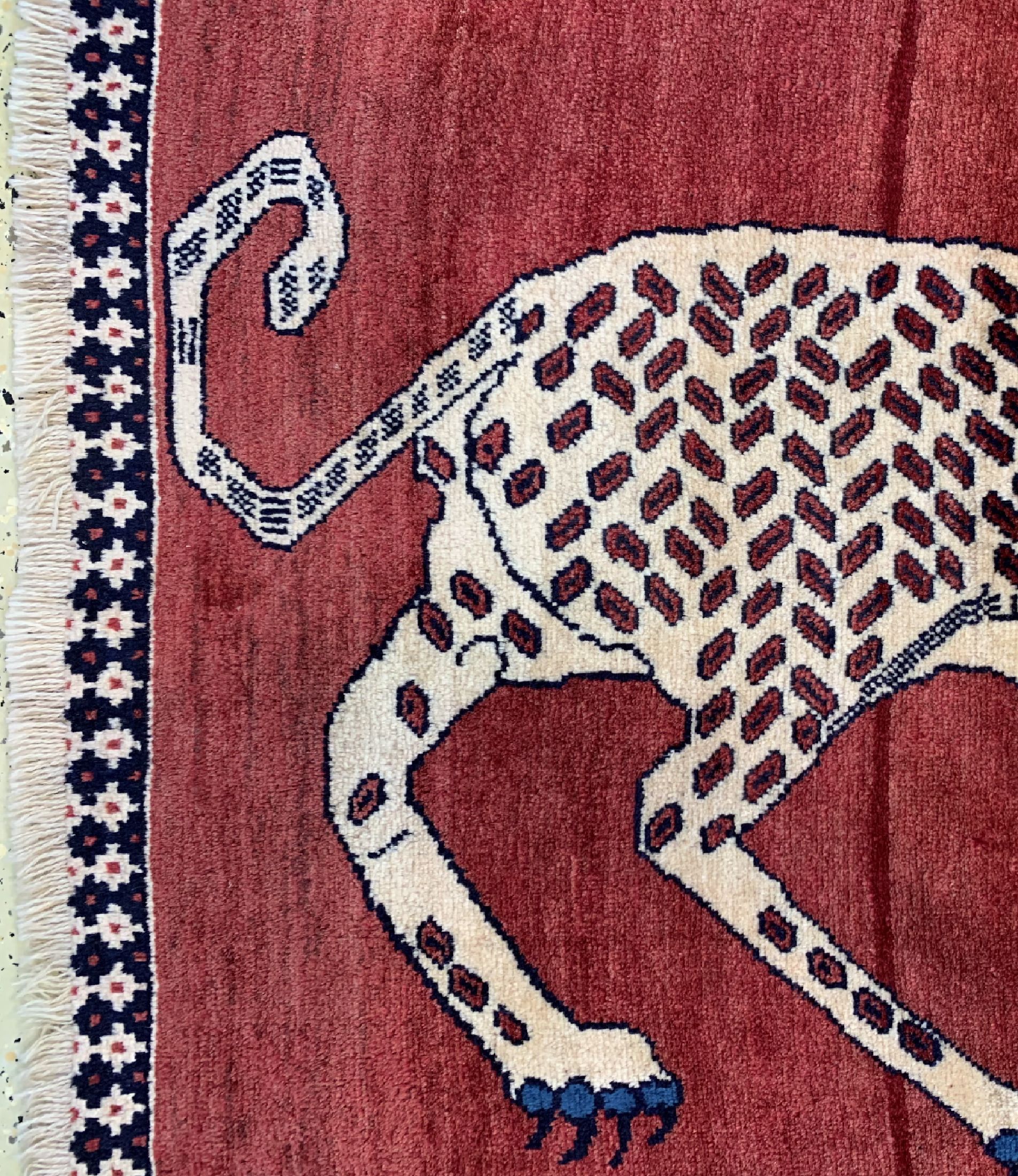Detail b: Gabbeh alt, Persien, ca. 50 Jahre, Wolle auf Wolle, ca. 150 x 96 cm, EHZ: 2-3