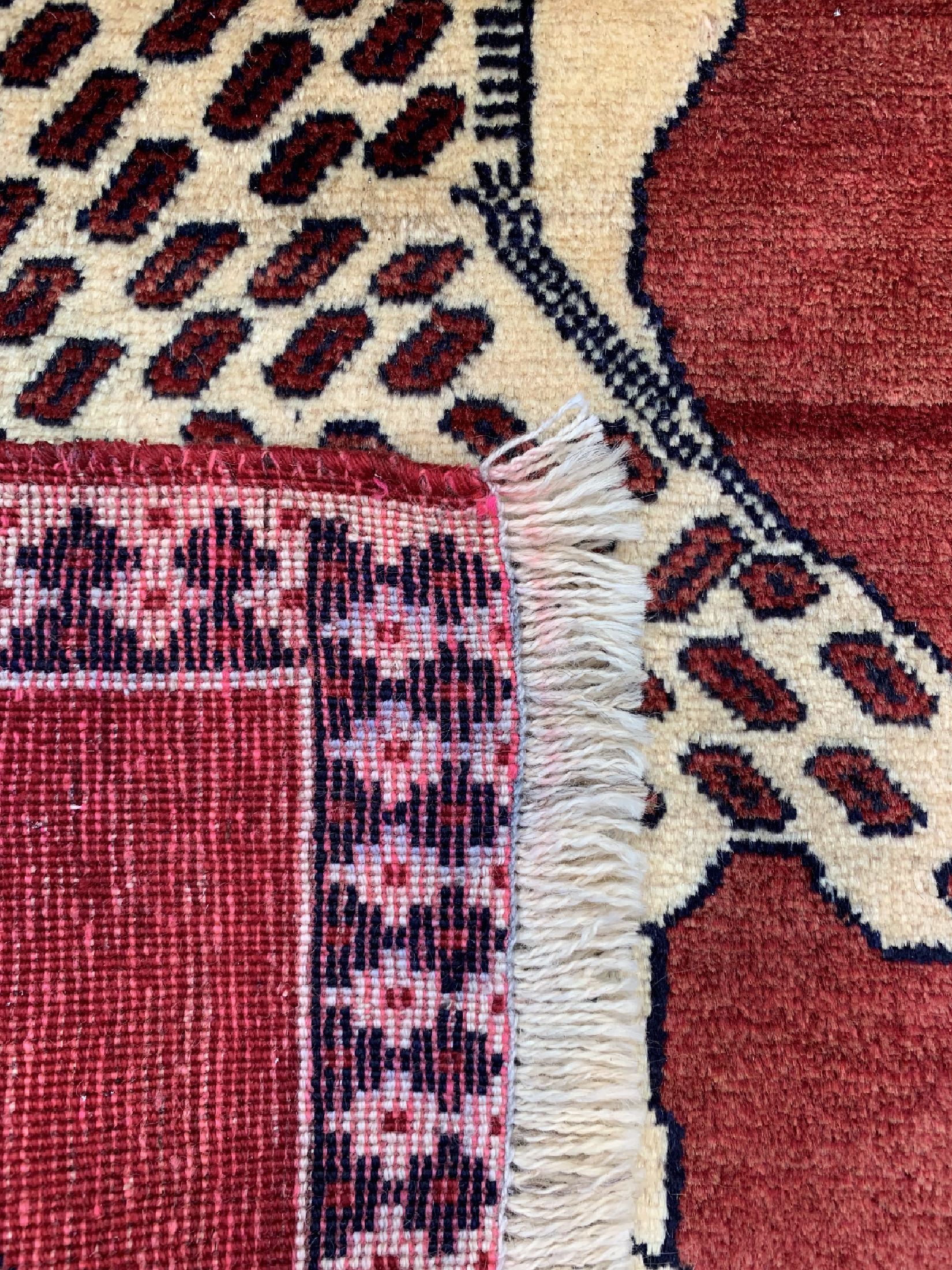 Detail c: Gabbeh alt, Persien, ca. 50 Jahre, Wolle auf Wolle, ca. 150 x 96 cm, EHZ: 2-3