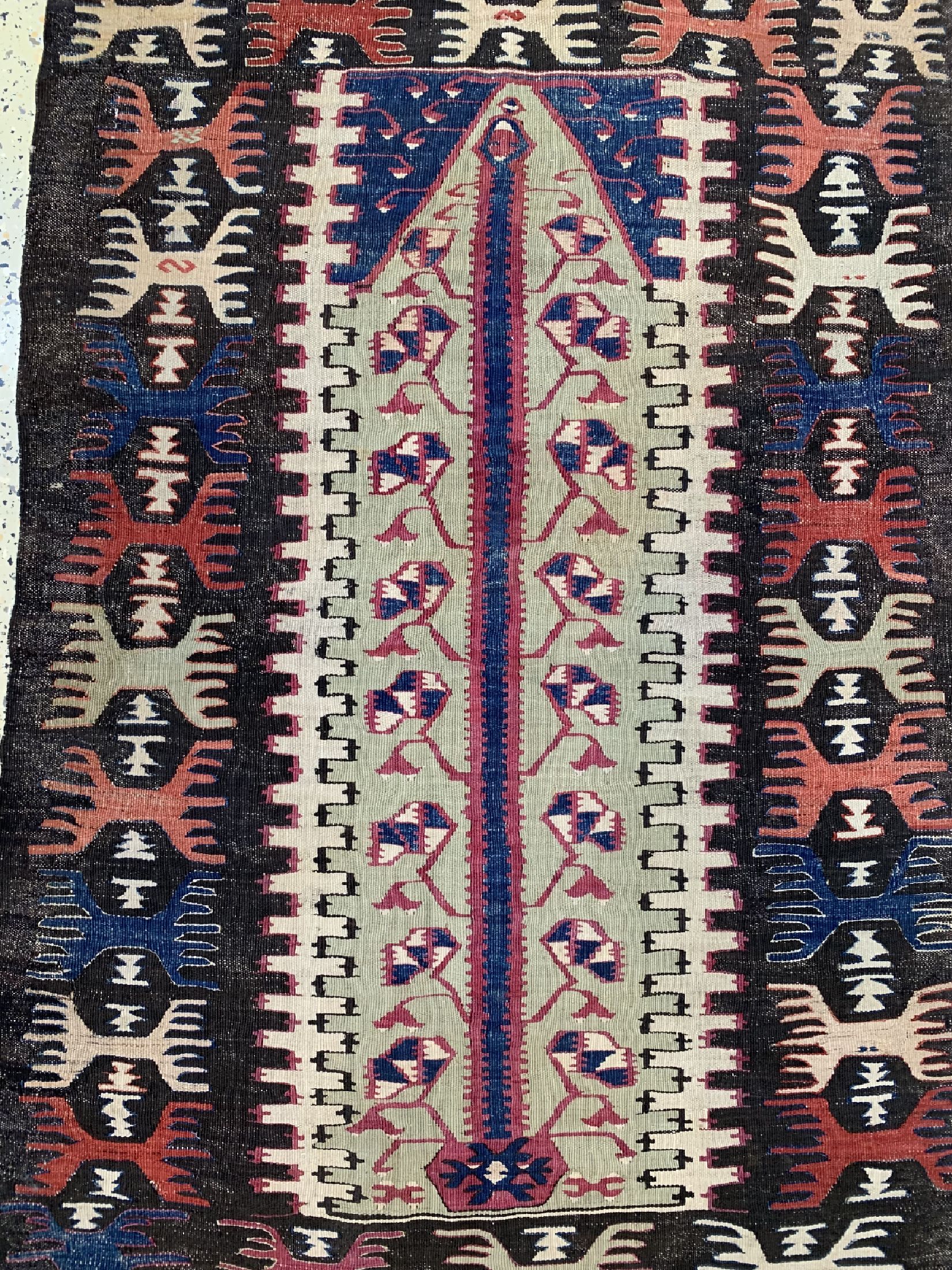 Detail b: Schirwan Kelim antik, Kaukasus, 19.Jhd, Wolle auf Wolle, ca. 140 x 100 cm, EHZ: 2