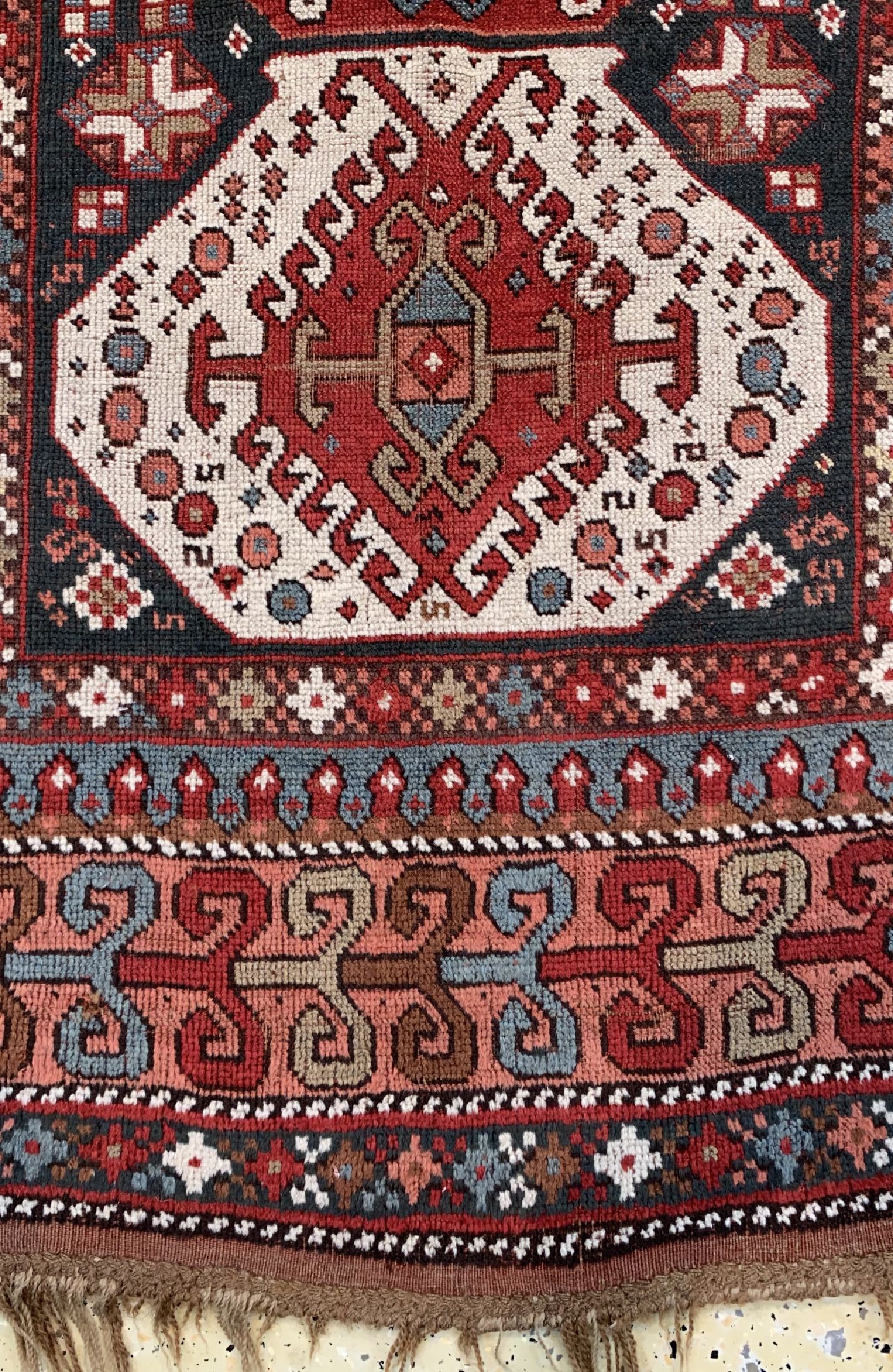 Detail b: Yürük antik, Türkei, um 1900, Wolle auf Wolle, ca. 290 x 120 cm, EHZ: 4