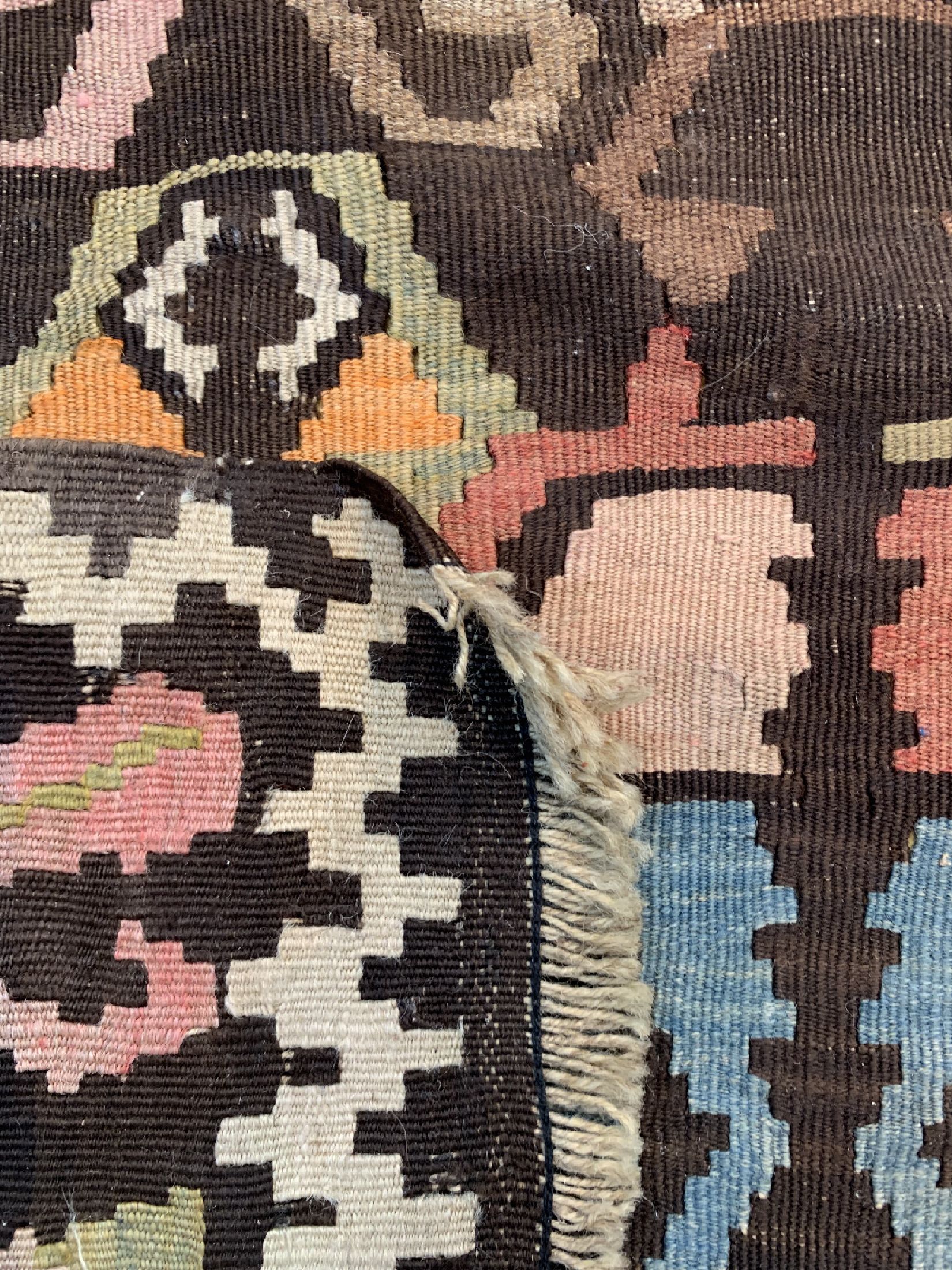 Detail d: Karabagh Kelim antik, Kaukasus, um 1900, Wolle auf Wolle, ca. 280 x 170 cm, EHZ: 2-3