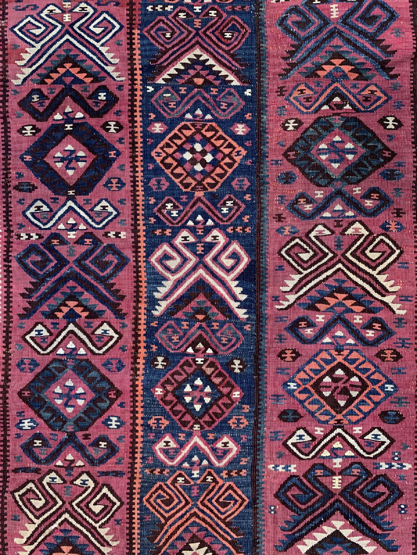 Detail c: Malatia Kelim antik(2 Bahnig), Türkei, um 1900, Wolle auf Wolle, ca. 233 x 148 cm, EHZ: 2