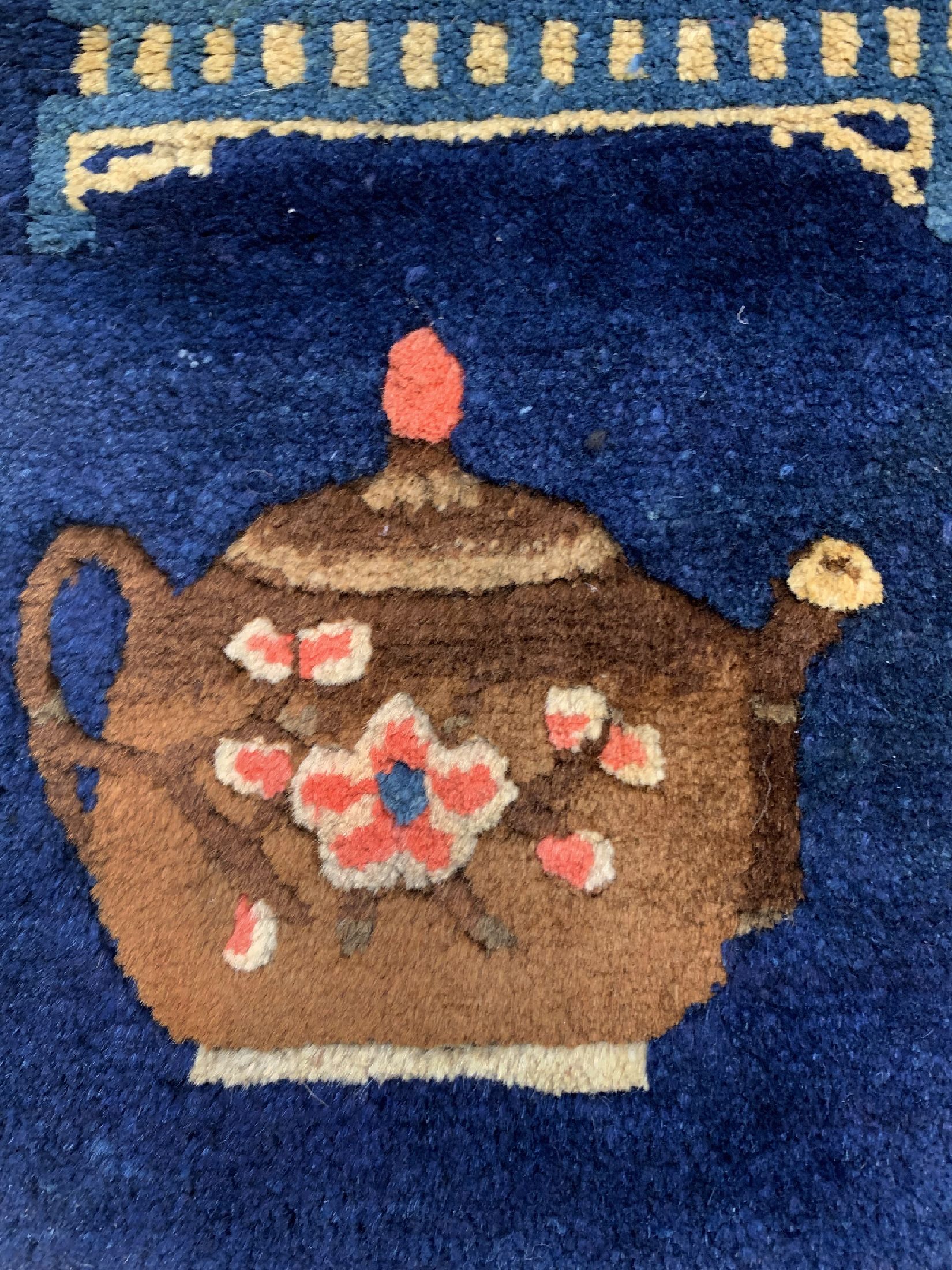 Detail c: Pao Tow antik, China, um 1900, Wolle auf Baumwolle, ca. 130 x 67 cm, EHZ: 2