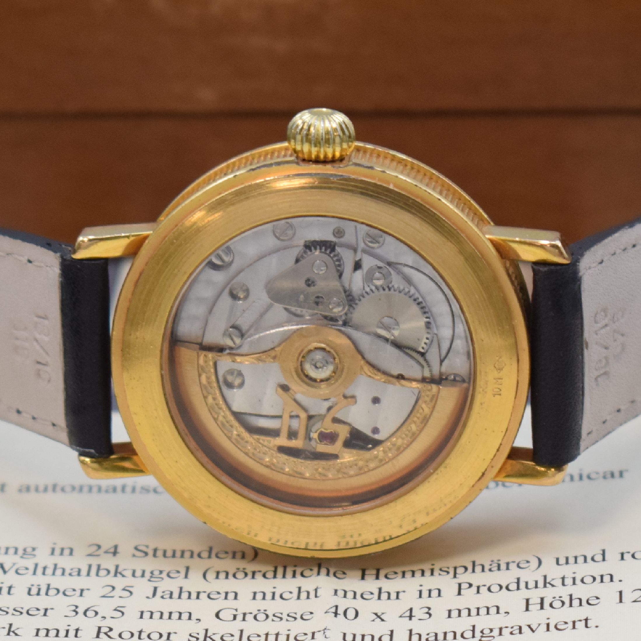 Detail d: DUBEY & SCHALDENBRAND Herrenarmbanduhr Modell Weltzeit mit Mondphase, Schweiz um 1995, Automatik, lt. Datenblatt in geringer Stückzahl produziert, ...