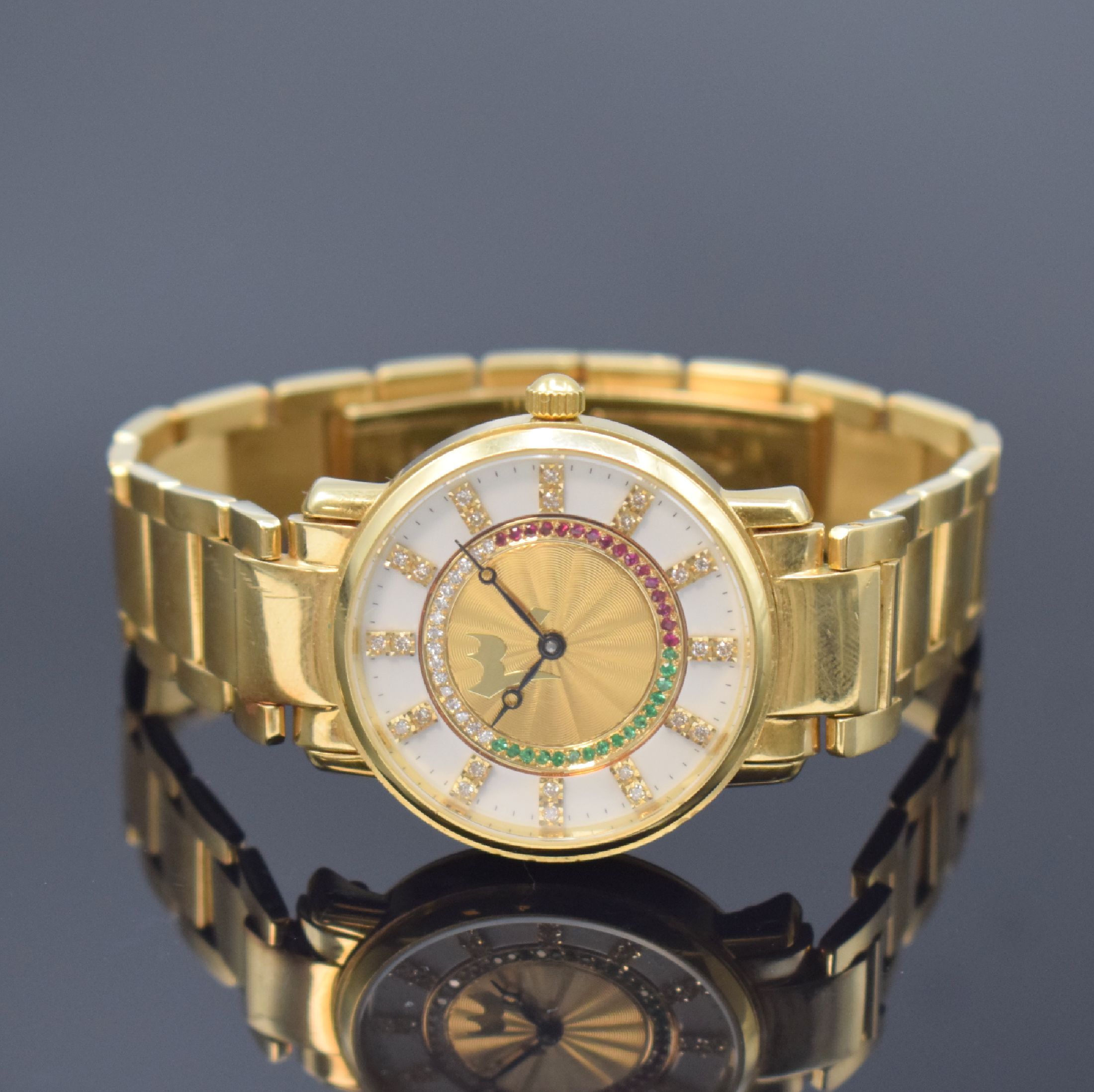 Detail d: NEW ART Herrenarmbanduhr für den arabischen Markt mit Steinbesatz in GG 750/000, Schweiz um 2000, Automatik, Goldband 750/000, Boden m. Wappen des ...