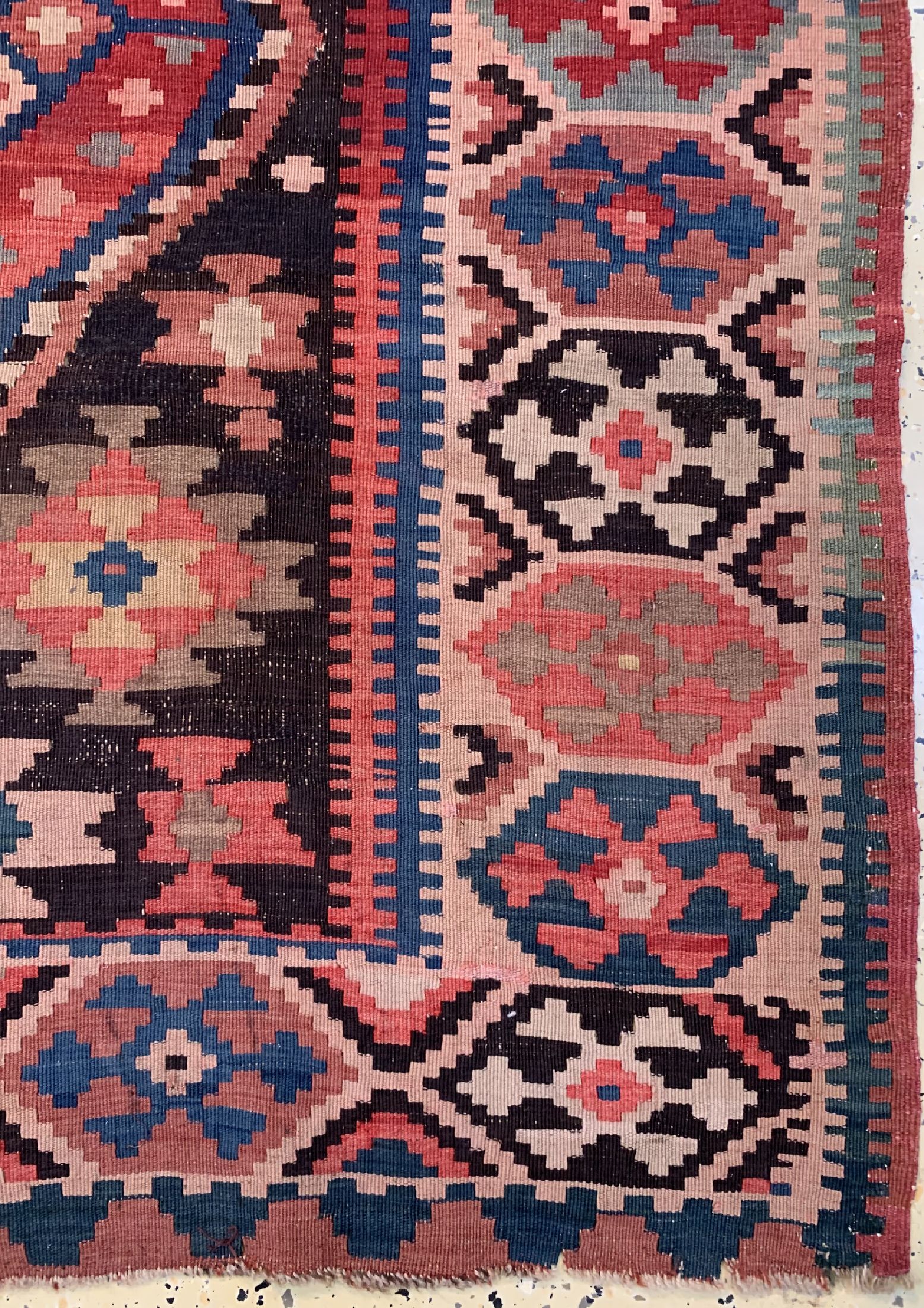 Detail a: Schirwan Kelim antik, Kaukasus, um 1900, Wolle auf Wolle, ca. 370 x 187 cm, EHZ: 3