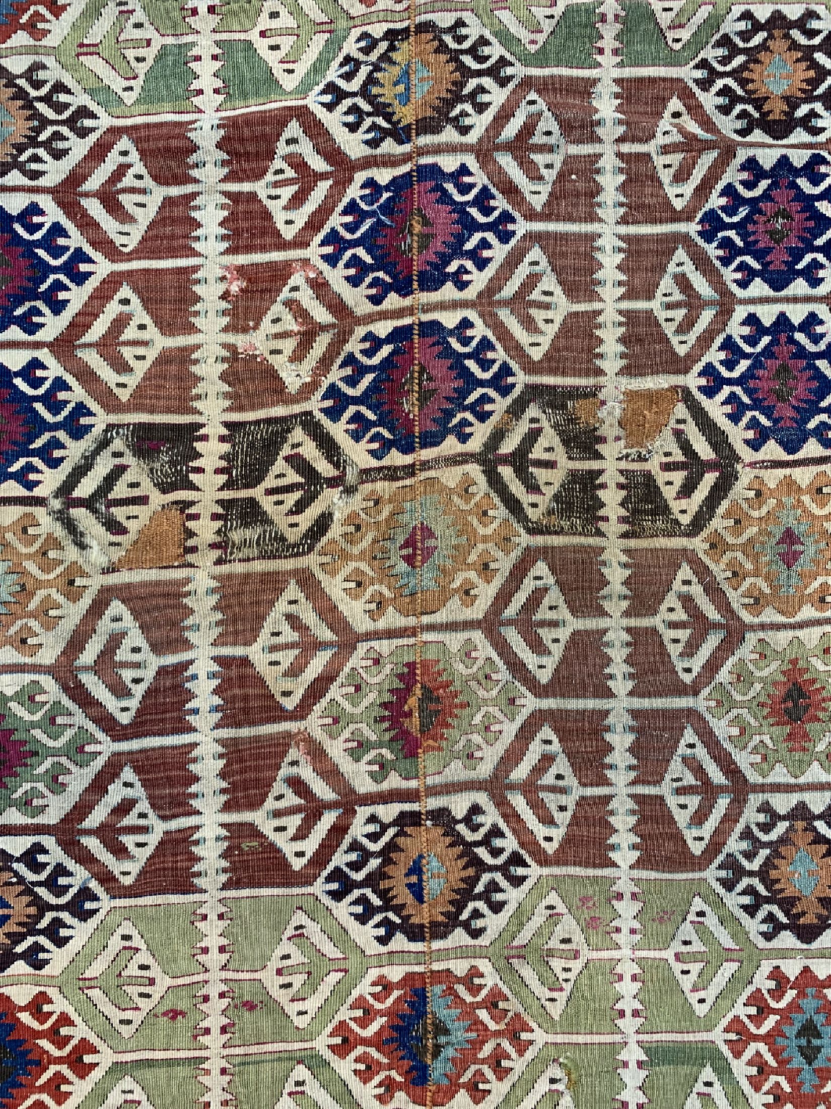 Detail c: Antiker Hotamis Kelim, Türkei, 19.Jhd, Wolle auf Wolle, ca. 360 x 160 cm, EHZ: 4