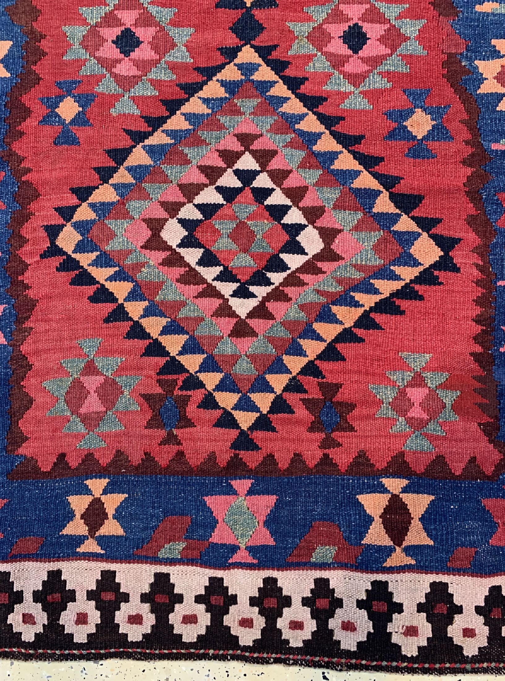 Detail b: Bidjar Kelim, Persien, um 1940, Wolle auf Wolle, ca. 297 x 143 cm, EHZ: 2