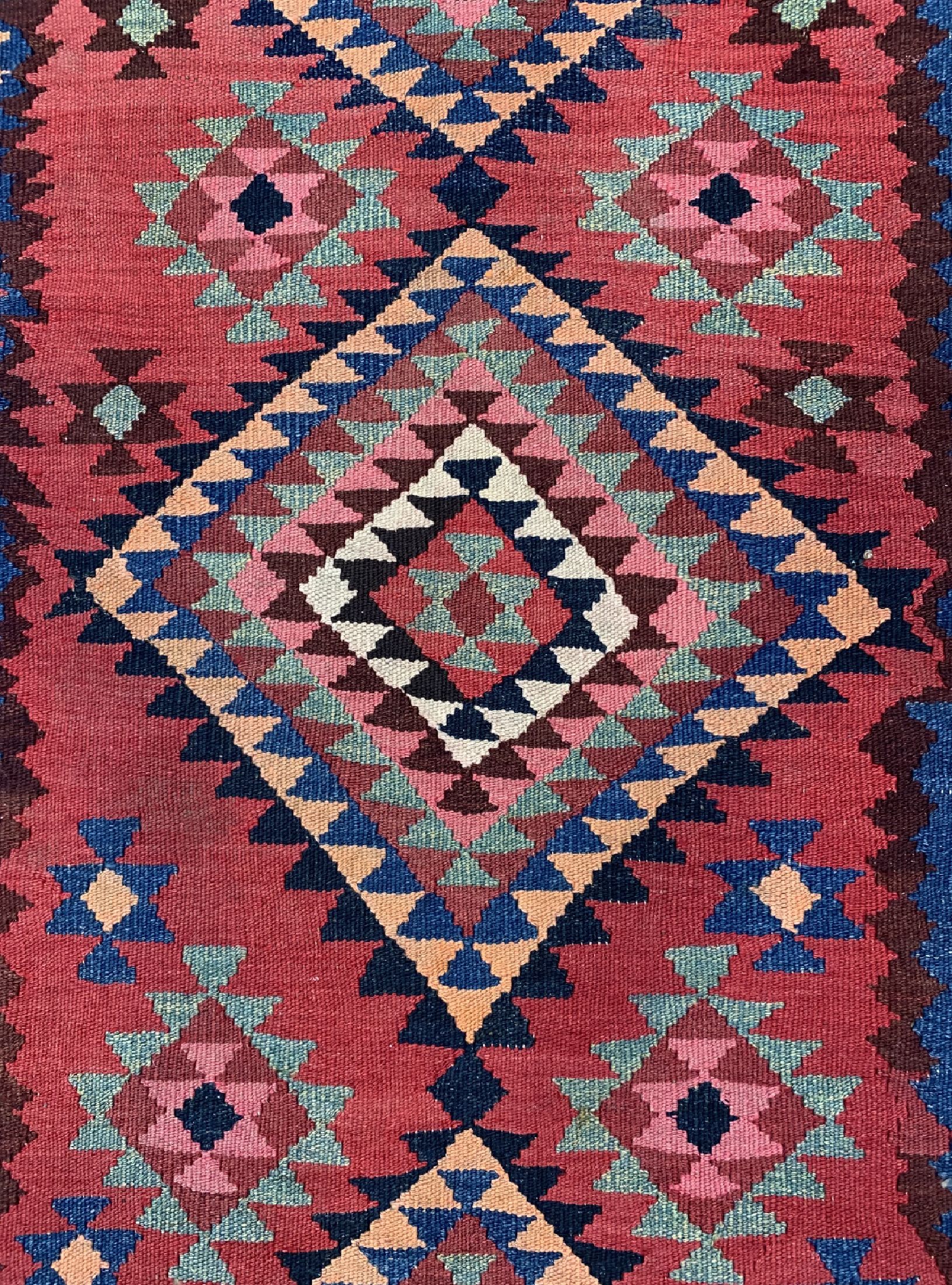 Detail d: Bidjar Kelim, Persien, um 1940, Wolle auf Wolle, ca. 297 x 143 cm, EHZ: 2
