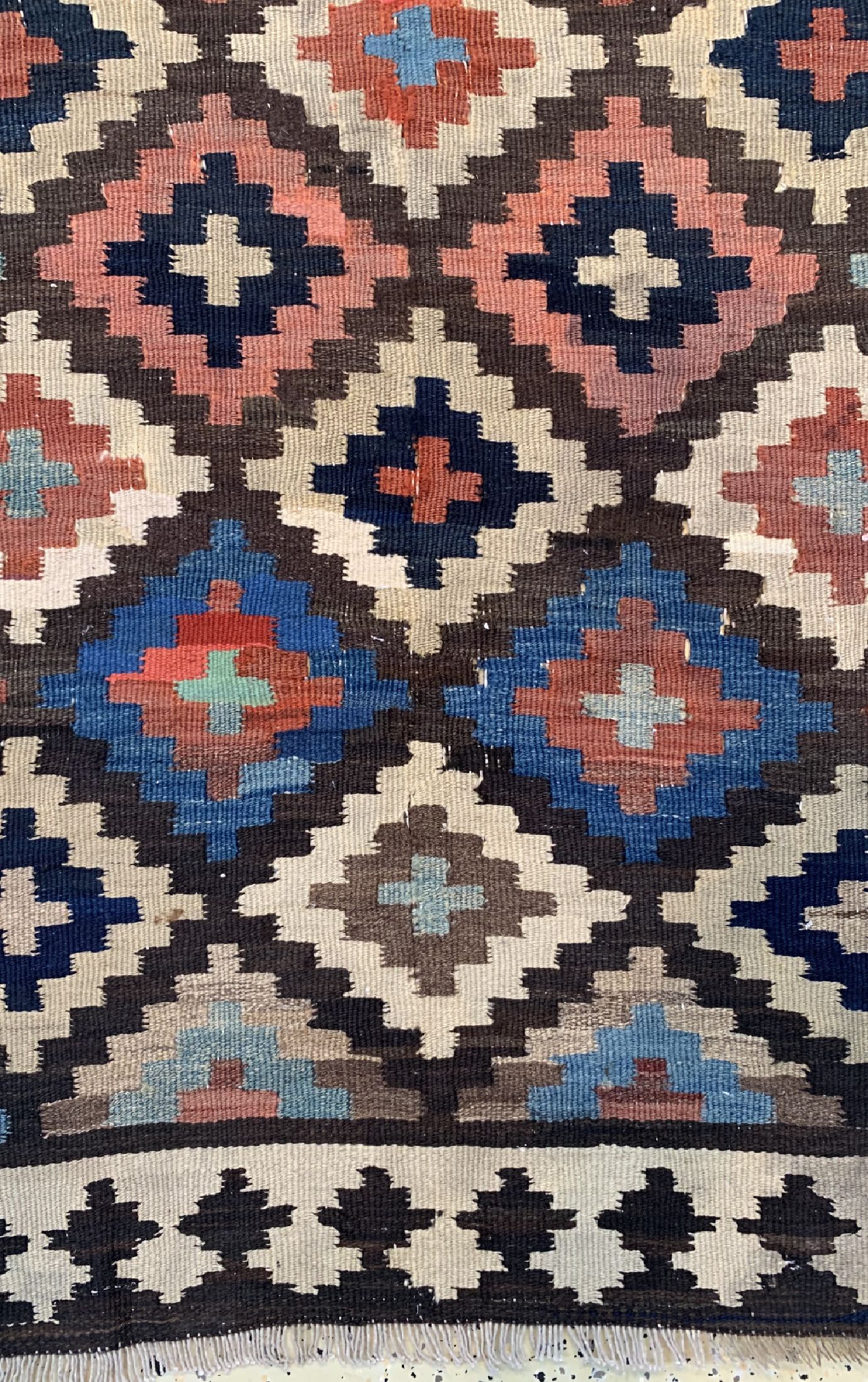 Detail b: Bidjar Kelim antik, Persien, um 1900, Wolleauf Baumwolle, ca. 330 x 140 cm, EHZ: 3