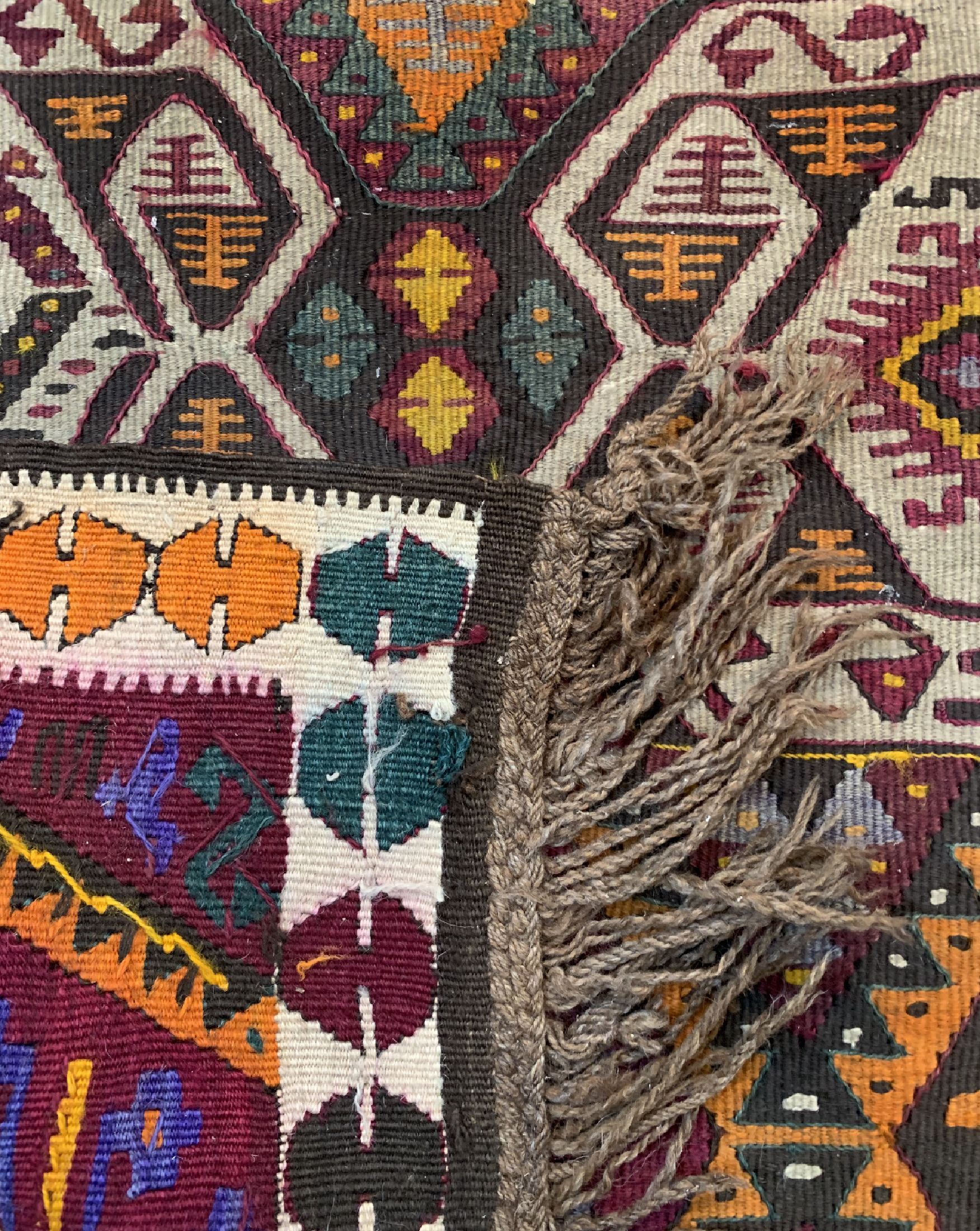 Detail e: Malatia Kelim, Türkei, um 1940, Wolle auf Wolle, ca. 395 x 147 cm, EHZ: 3