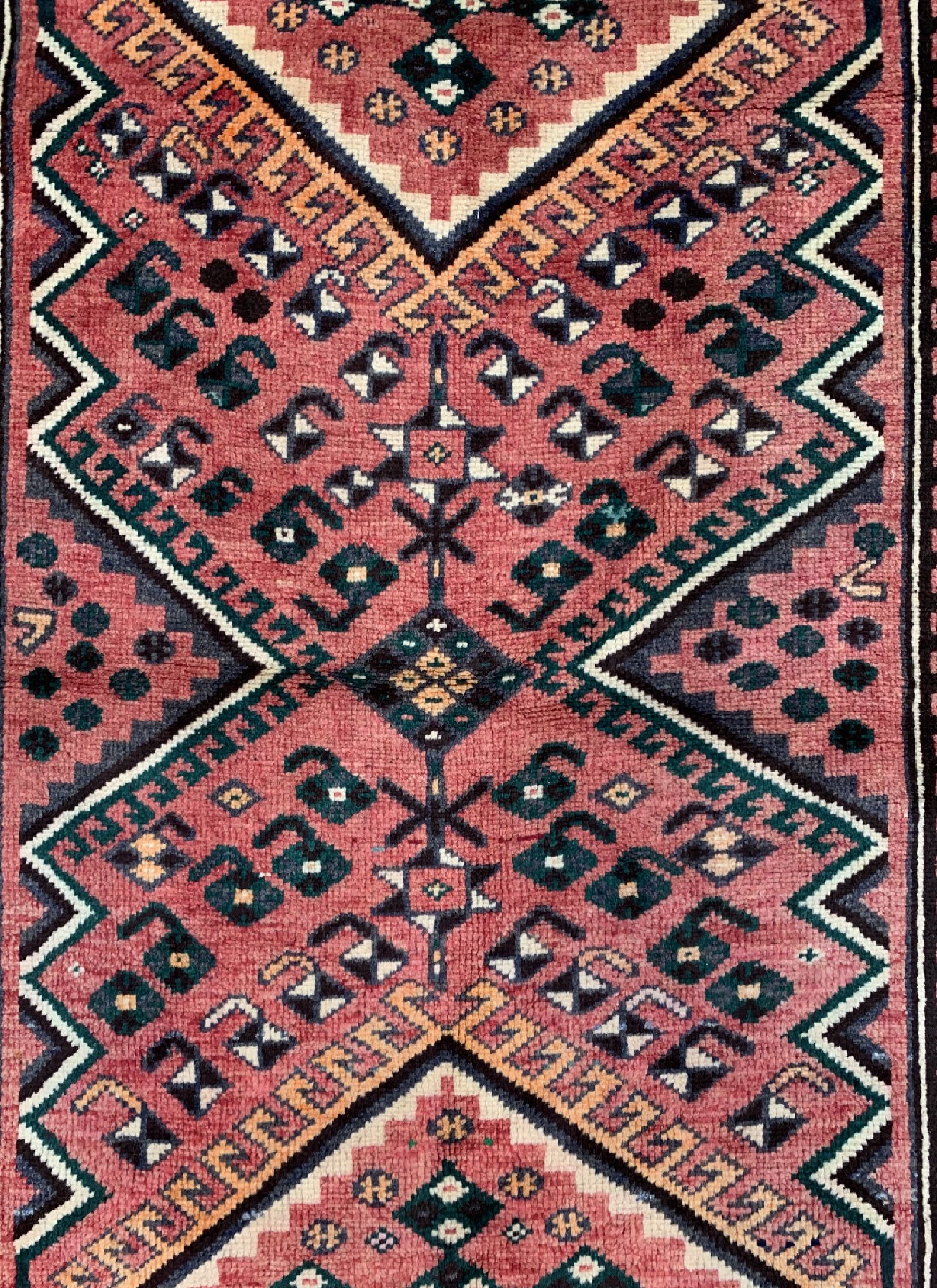 Detail c: Ghaschgai alt, Persien, um 1950, Wolle auf Wolle, ca. 178 x 108 cm, EHZ: 4