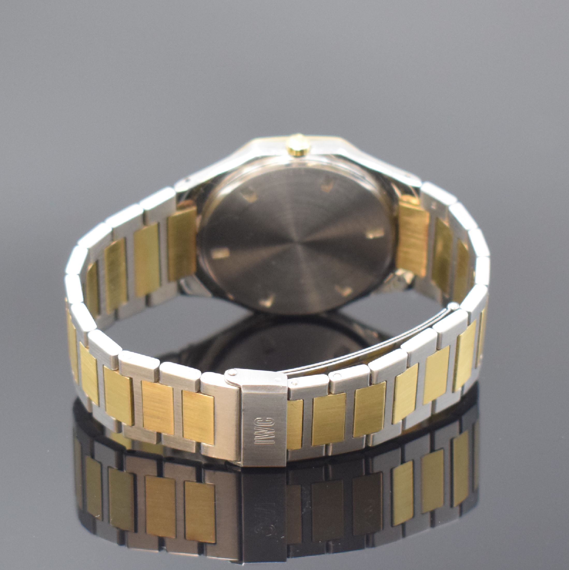 Detail b: IWC Herrenarmbanduhr Yacht-Club II Referenz 3311, Schweiz 1990er Jahre, quarz, Edelstahlgeh. inkl. Gliederband, Lünette wie Zwischenglieder in ...