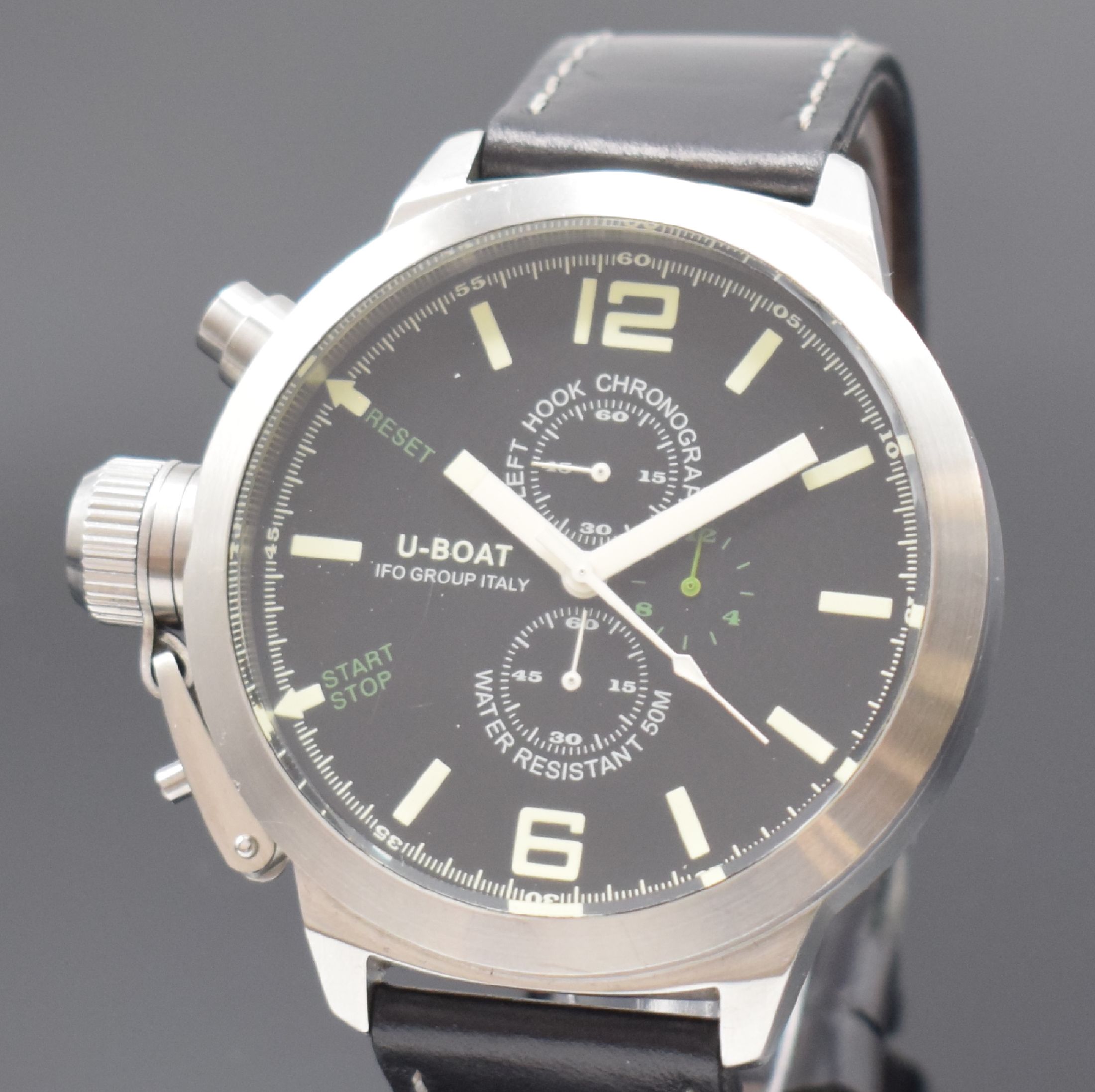 Detail a: U-BOAT IFO Left Hook Chronograph limited Edition Herrenarmbanduhr, Italien um 2010, quarz, Ref. B53-08, Edelstahlgeh. inkl. orig. Lederband m. dopp. ...
