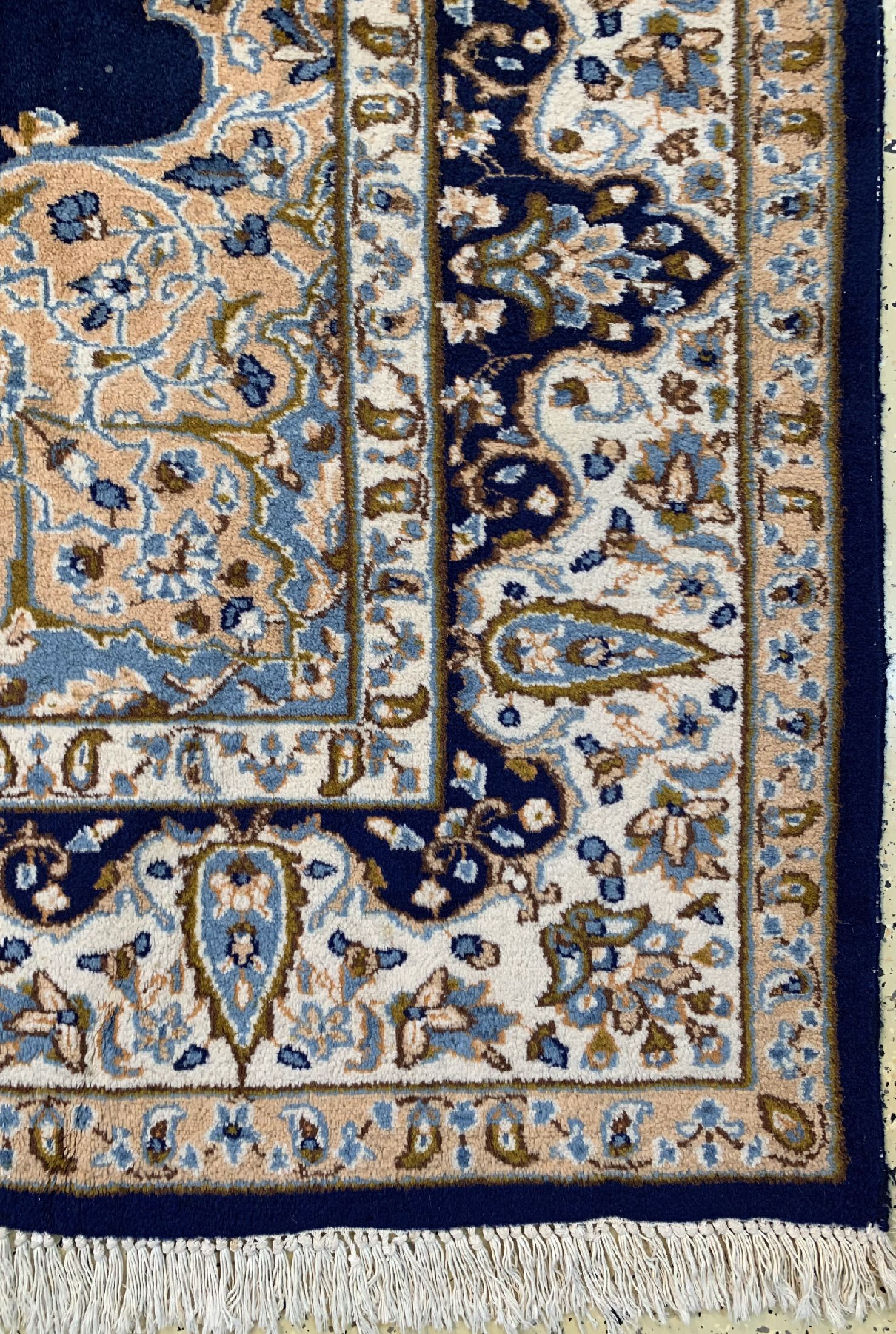 Detail a: Kerman, Persien, ca. 50 Jahre, Wolle auf Baumwolle, ca. 298 x 220 cm, EHZ: 2