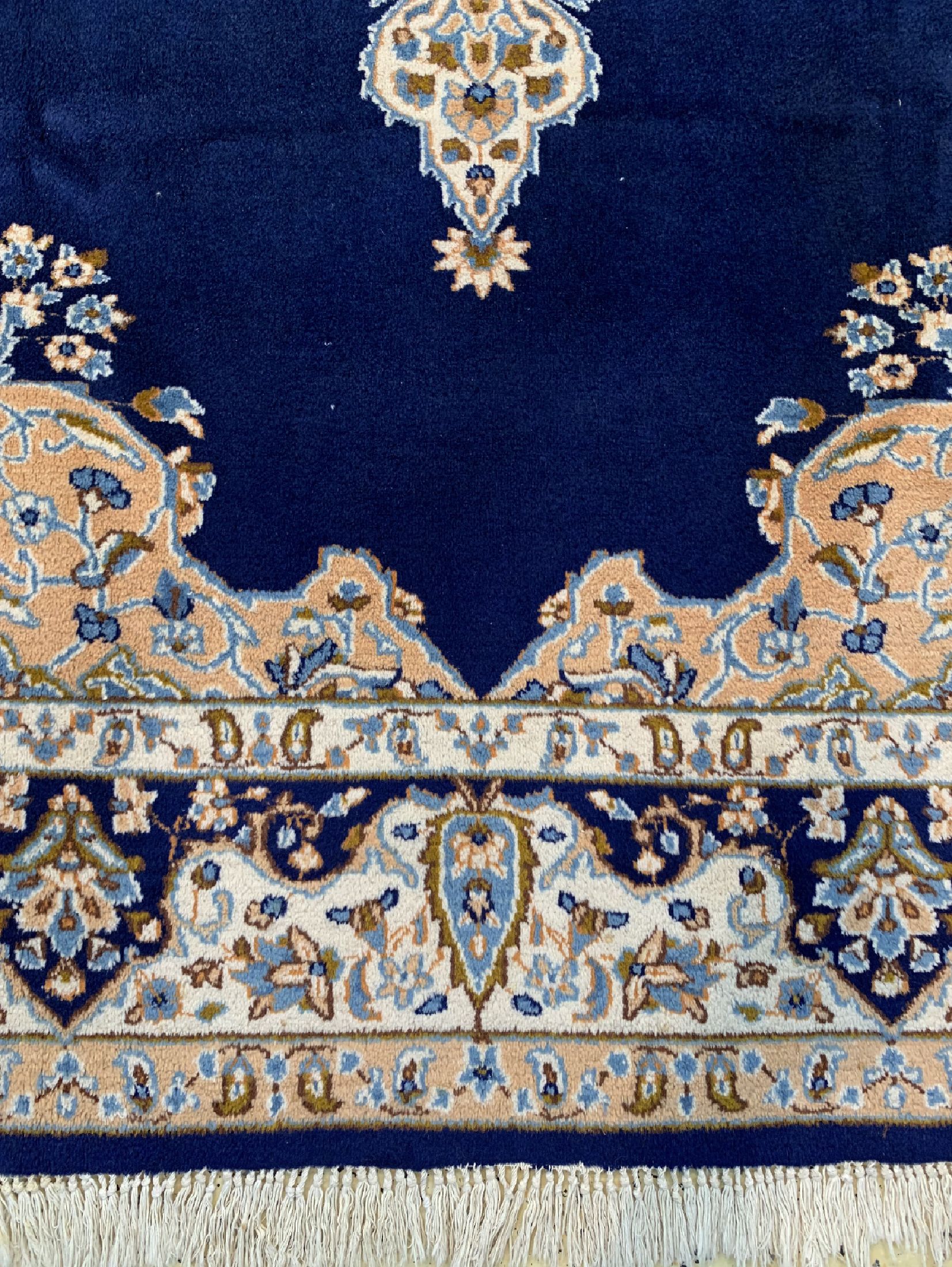 Detail b: Kerman, Persien, ca. 50 Jahre, Wolle auf Baumwolle, ca. 298 x 220 cm, EHZ: 2