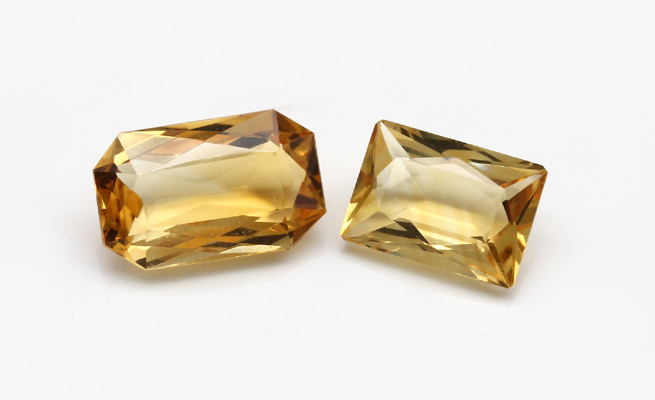 Detail a: Lot 10 lose facett. Citrine ca. 39.10 ct, in versch. Formen und Farbnuancen