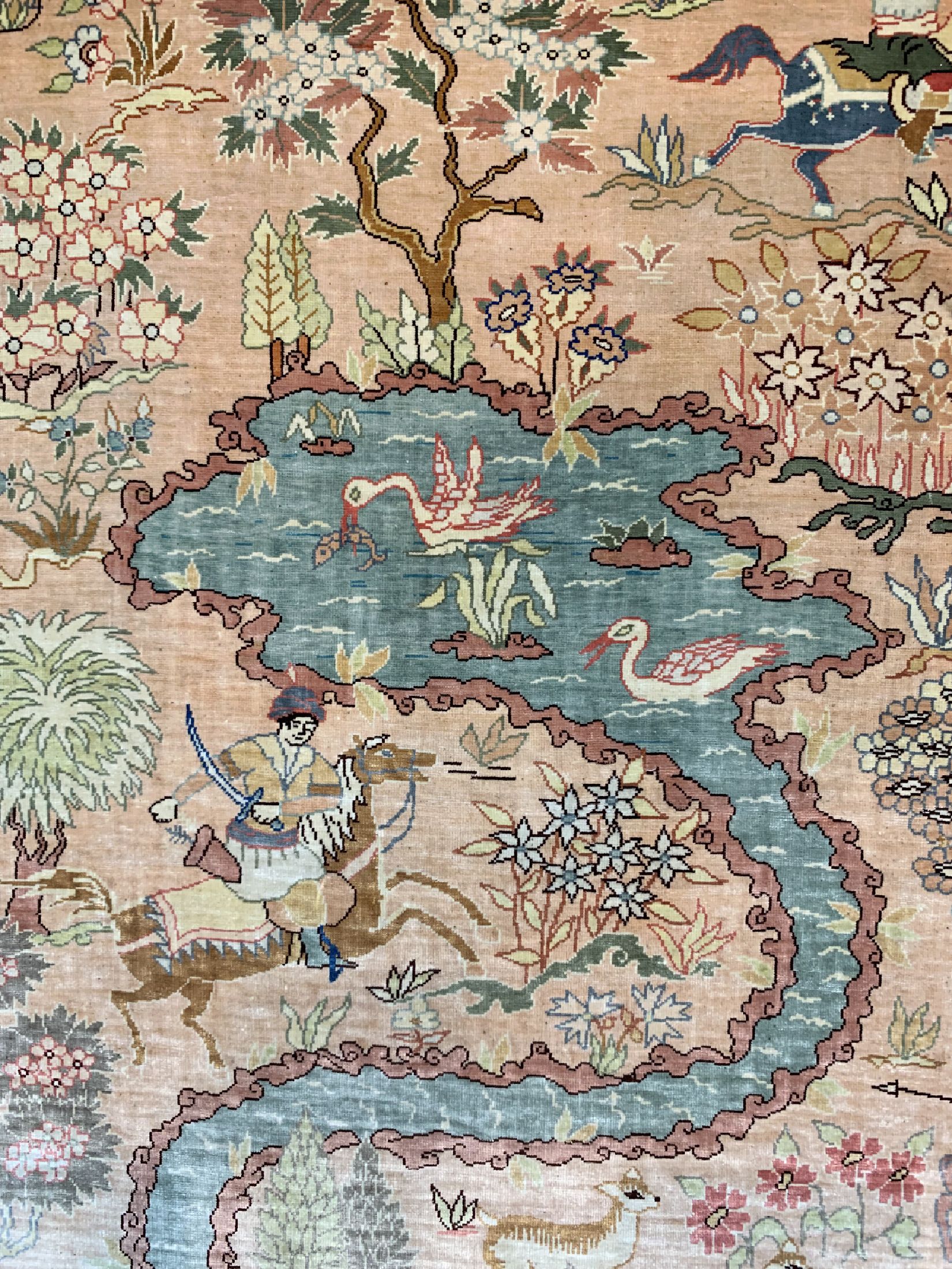 Detail c: Hereke Seide, sehr fein, Türkei, signiert, um 1960, reine Naturseide, ca. 107 x 68 cm, ca. 2,0 Mio. Kn/qm, EHZ: 1-2.