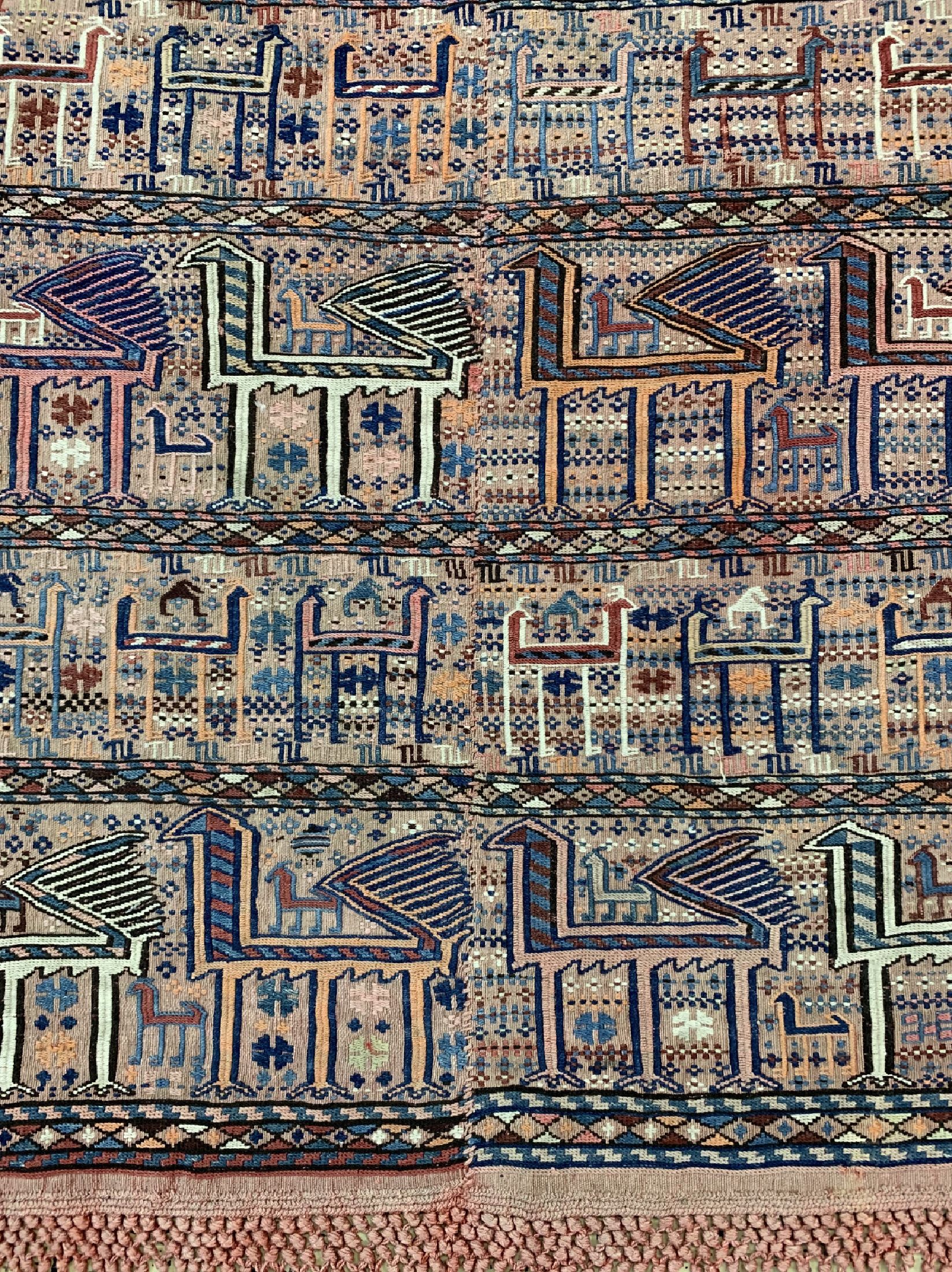 Detail b: Shahsawan Pferdedecke antik, Persien, um 1910/1920, Wolle auf Wolle, ca. 180 x 140 cm, verblasst, EHZ: 1-2