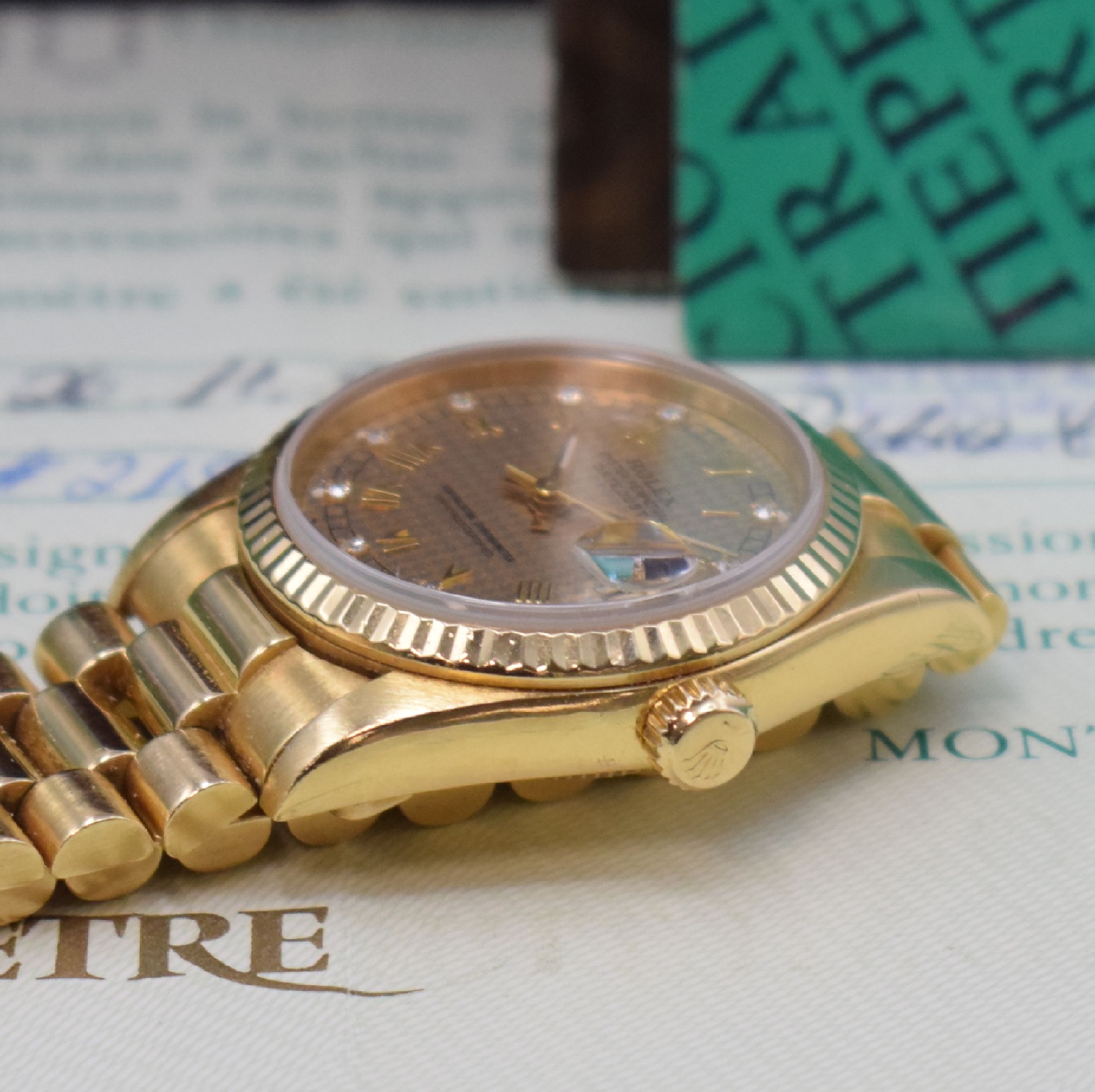 Detail d: ROLEX Oyster Perpetual Datejust Referenz 68278 Armbanduhr in GG 750/000, Schweiz verk. lt. beil. Pap. 11/1990, Automatik, verschr. Oystergeh. mit ...