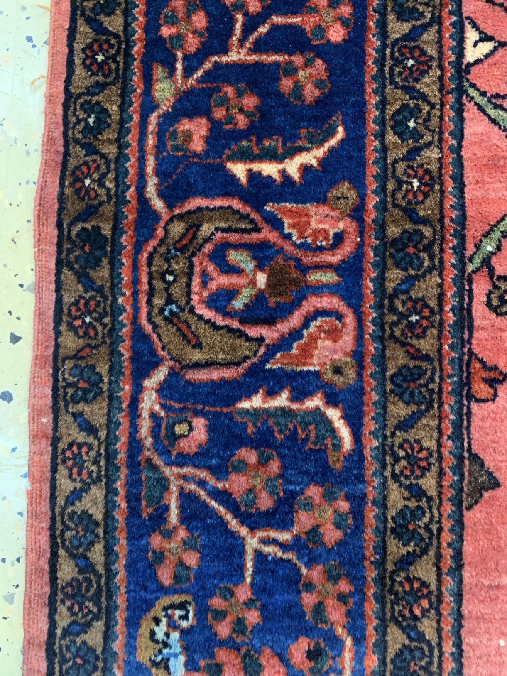 Detail d: Sarogh Mohajeran, Persien, "Us Re-Import", um 1900, Manchester-Korkwolle, ca. 194 x 128 cm, gereinigt, EHZ: 1-2(kleine Restaurierungen)