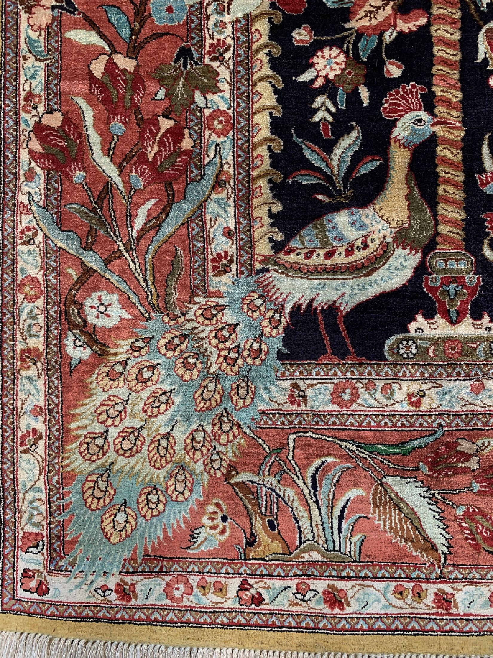 Detail a: Ghom Seide fein alt, Persien, um 1930/1940,reine Naturseide, ca. 203 x 136 cm, gereinigt,EHZ: 1-2