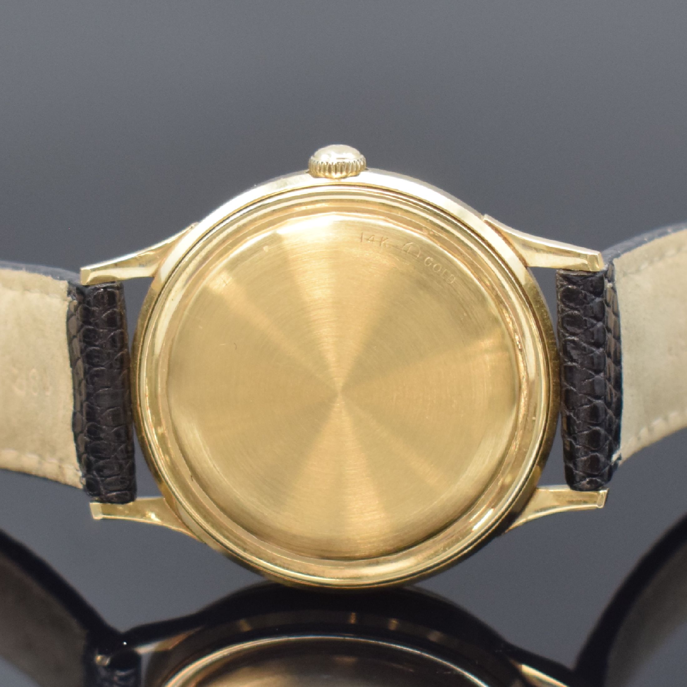 Detail c: LeCoultre Herrenarmbanduhr in 14k Gold filled, Schweiz um 1950, Hammerautomatik, Boden verschr., silb. orig. Zifferbl. fl., gold. Std.-Ind., gold. ...