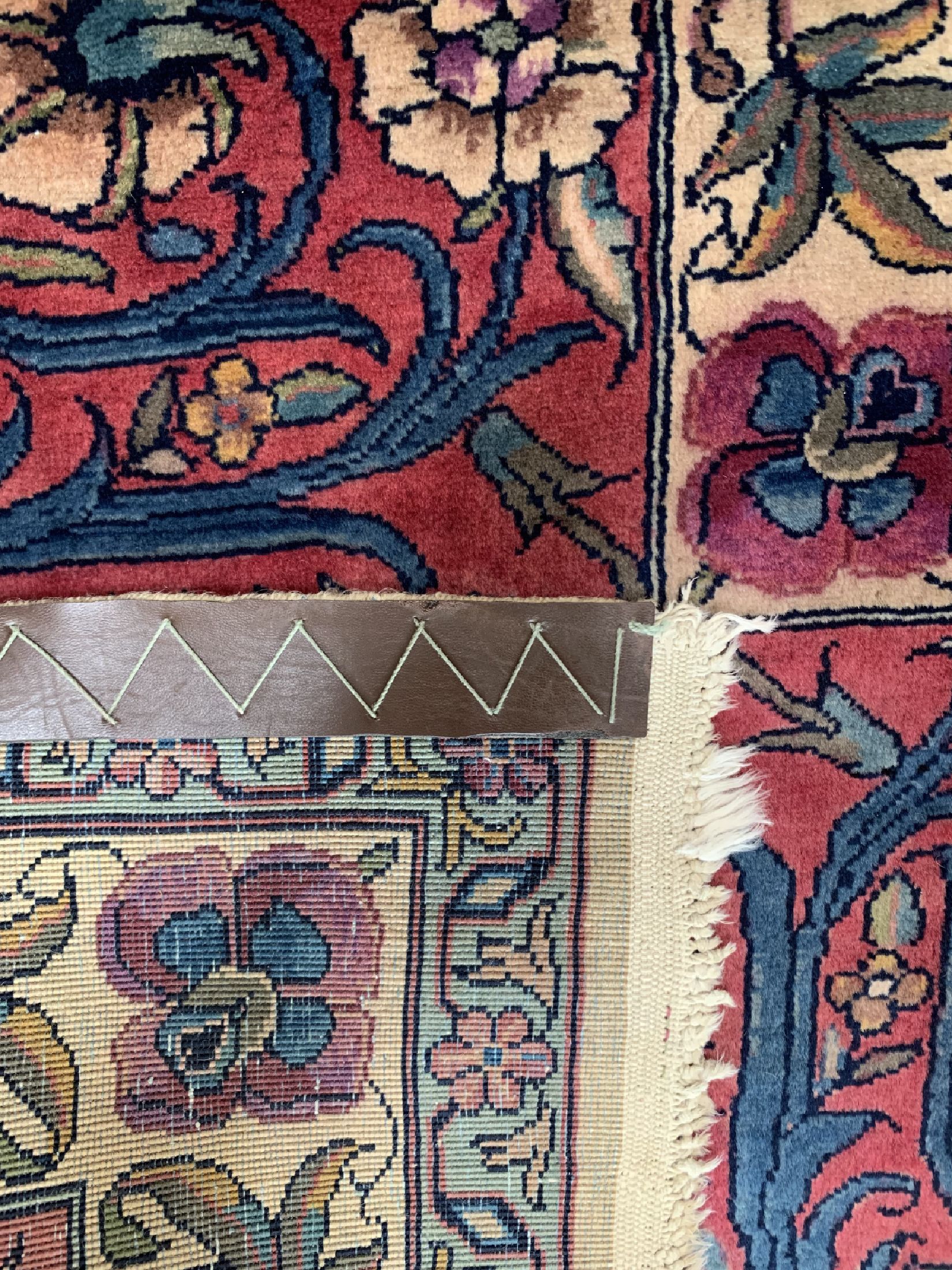 Detail e: Agra fein"Palastteppich", Indien, um 1930/1940, Manchester-Korkwolle, ca. 780 x 425cm, gereinigt, EHZ: 2