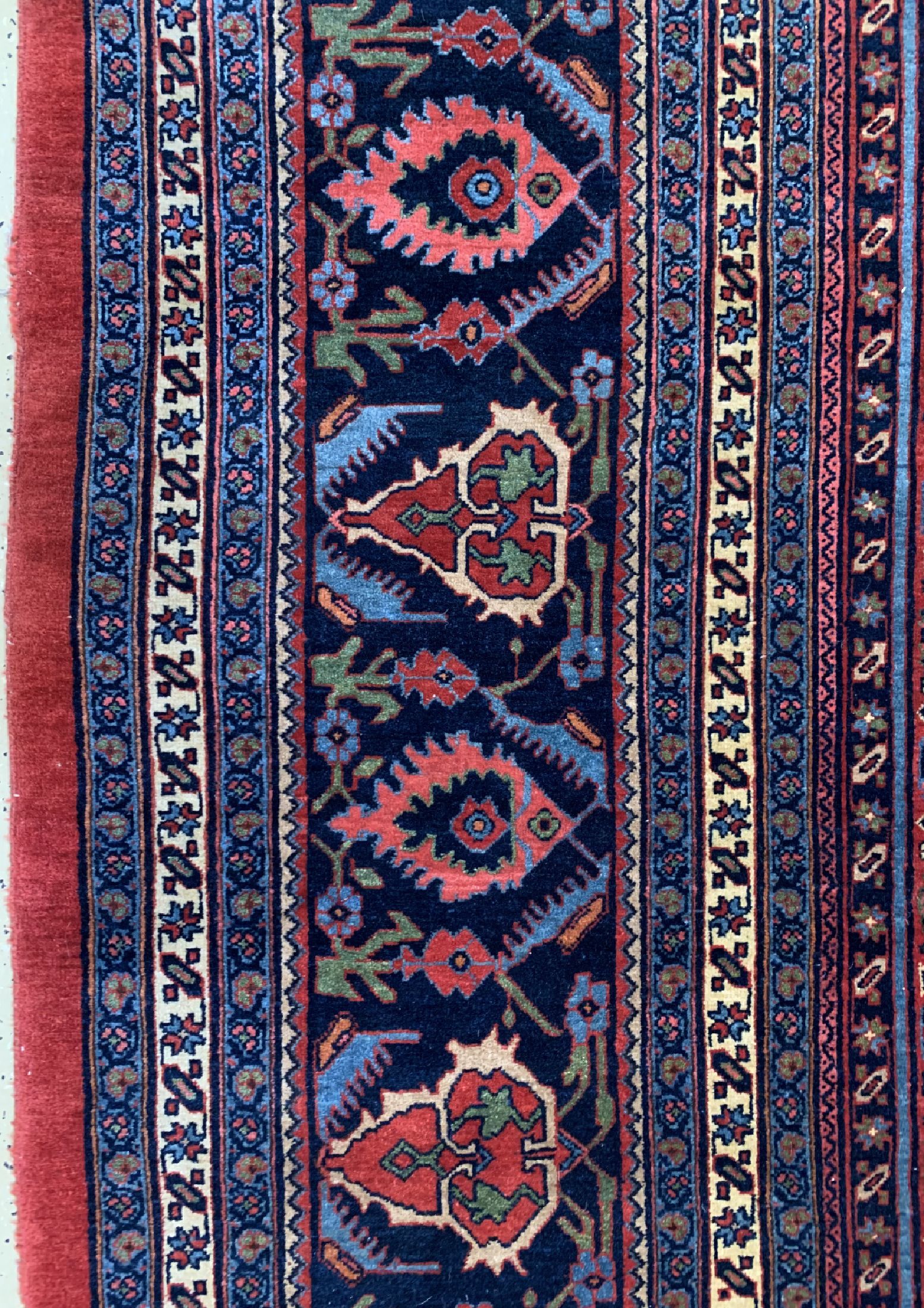 Detail c: Antiker Bidjar"Palastteppich", Persien, um 1920/1930, Wolle auf Baumwolle, ca. 580 x 360 cm, EHZ: 2(Restaurierte Stelle)