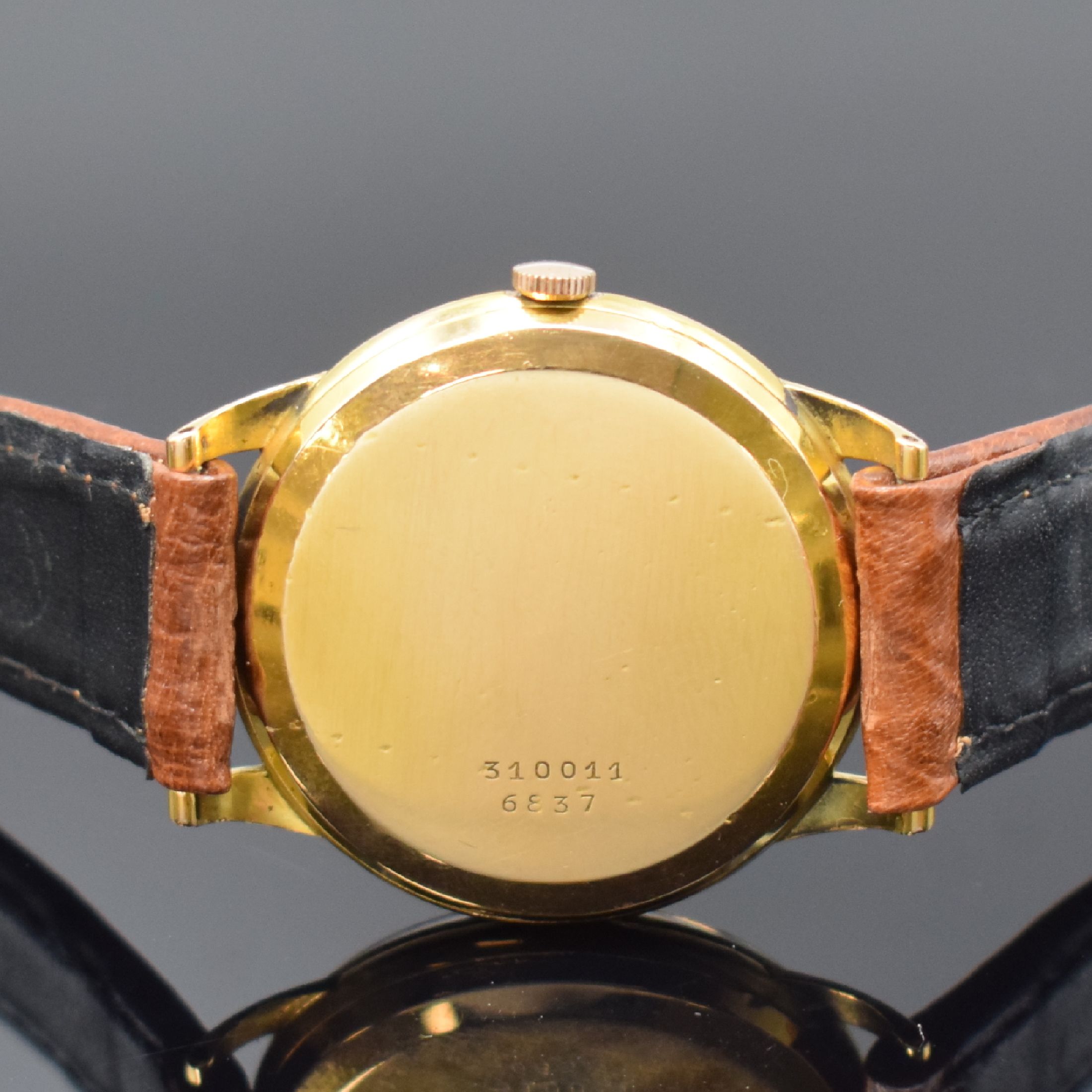 Detail c: VULCAIN Herrenarmbanduhr in GG 750/000, Schweiz um 1945, Handaufzug, 3-tlg. Geh., Boden u. Glasrand aufgedr., silb. Zifferbl. rest., kl. Sek. b. 6, ...