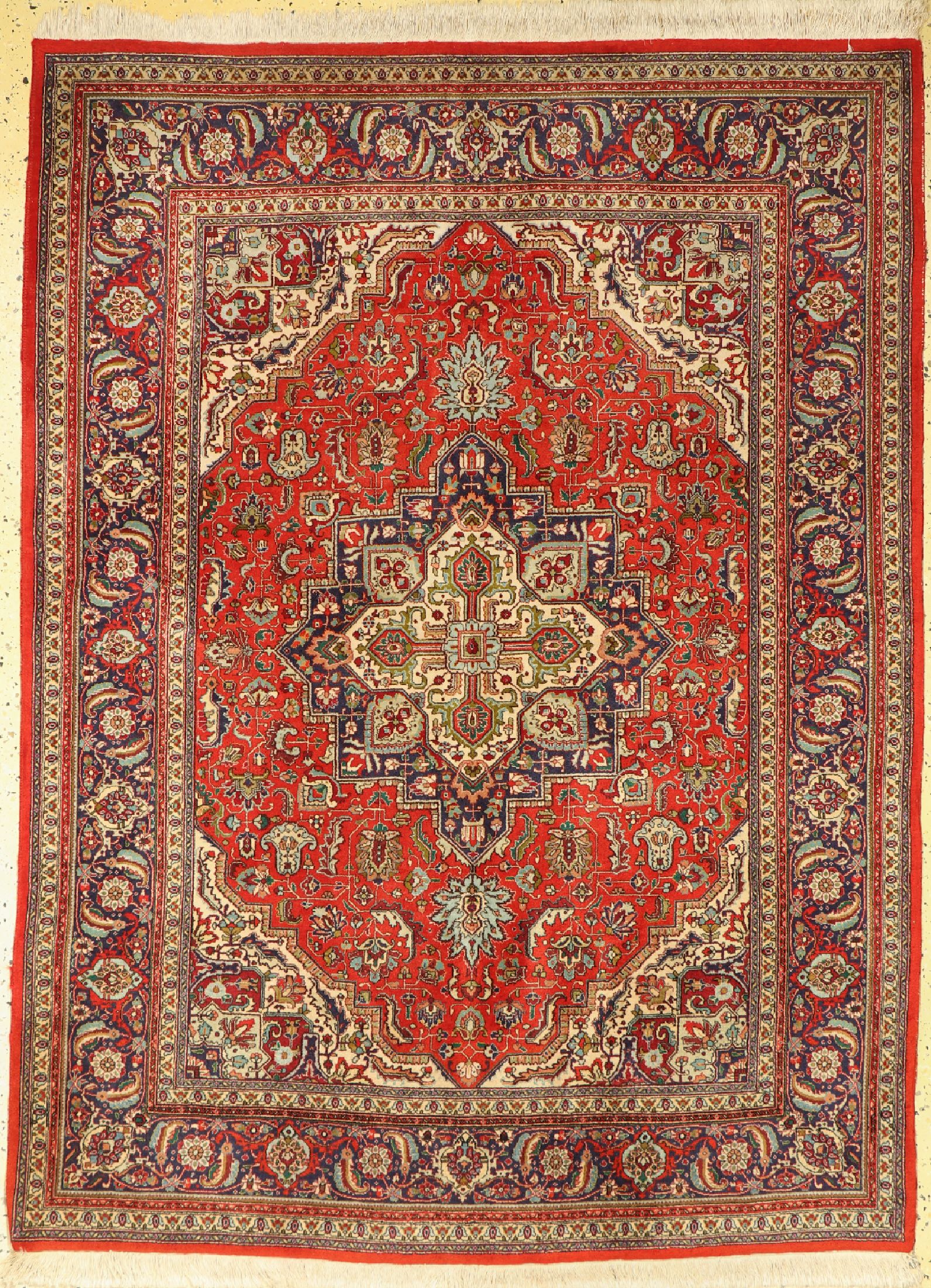 Täbriz fein(50 Raj), Persien, um 1950, Korkwolle auf Baumwolle, ca. 195 x 145 cm, EHZ: 2