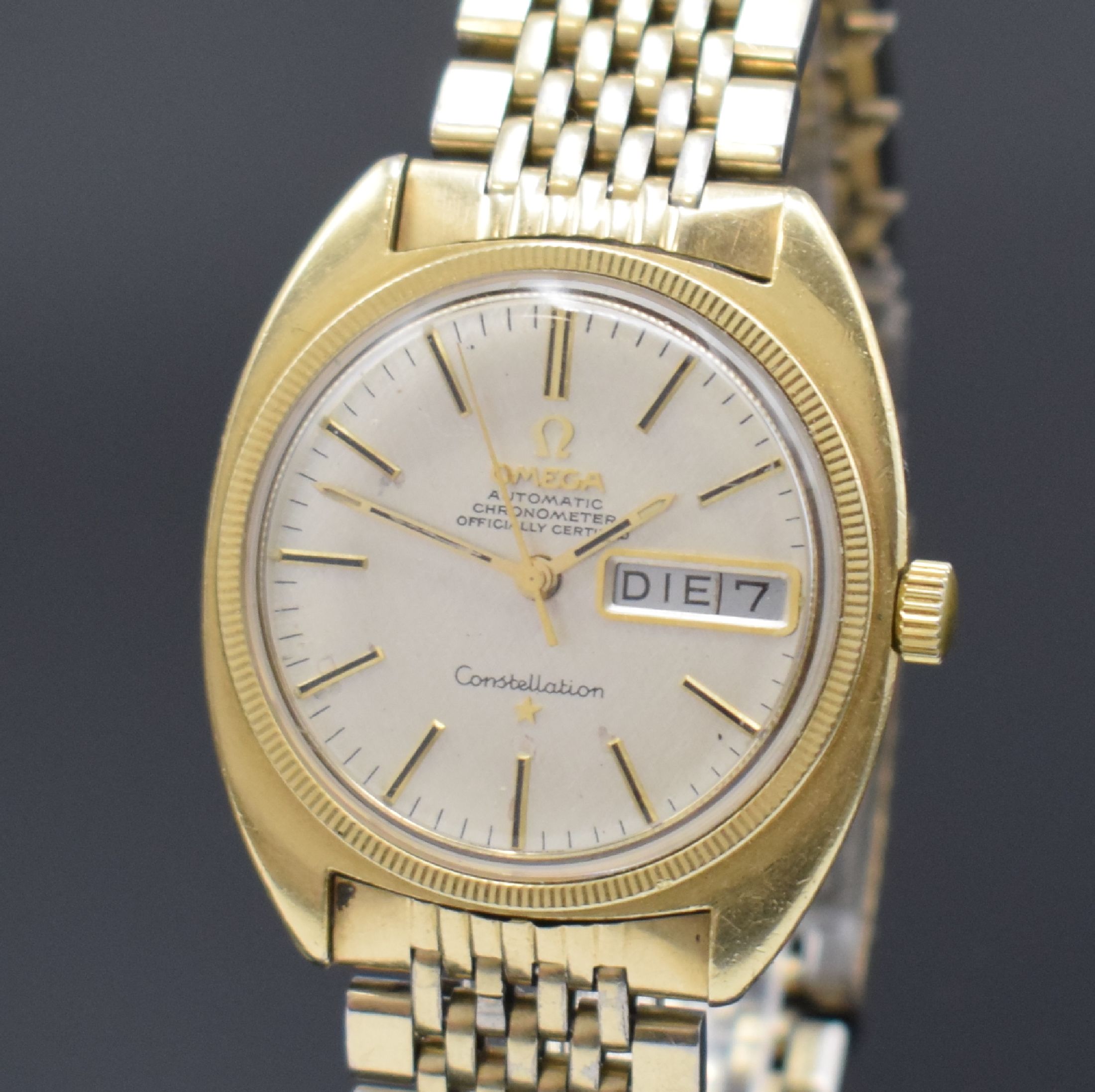 Detail a: OMEGA Herrenarmbanduhr Constellation Chronometer Referenz CD 168.029, Automatik, Schweiz um 1969, Edelstahlgeh. m. Goldhaube inkl. verg. orig. ...