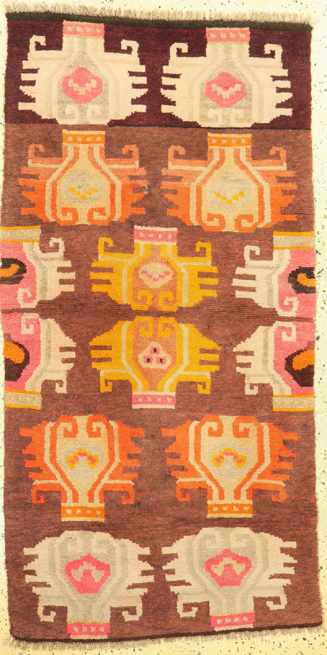 Tibet alt, um 1940, Wolle auf Baumwolle, ca. 160 x 81 cm, Mottenfraß, EHZ: 3