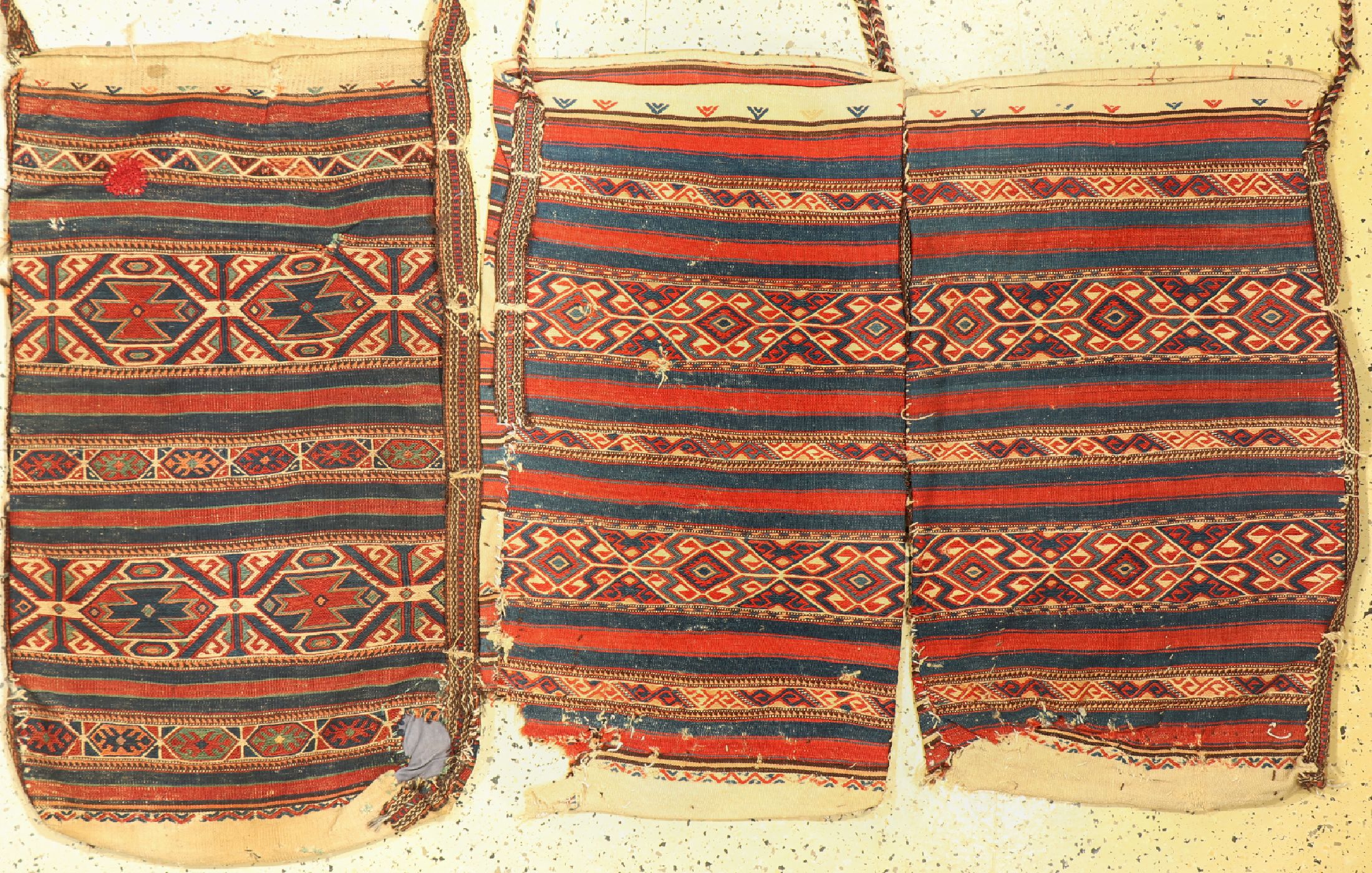 3 Cuvals antik, Türkei, um 1900, Wolle auf Wolle, ca. 115 x 70 cm, EHZ: 4