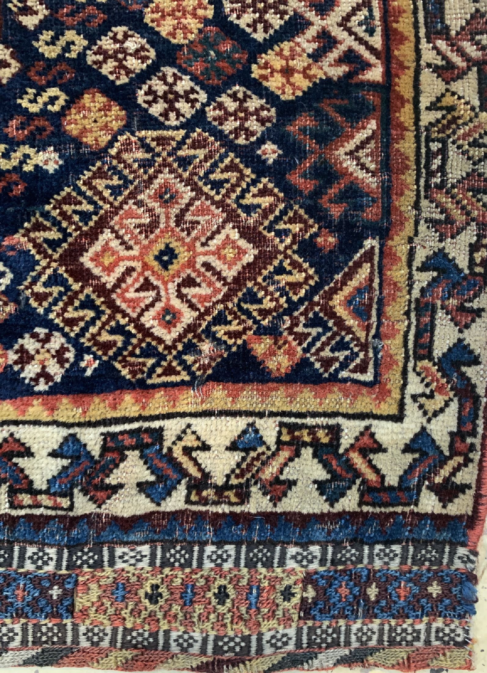 Detail a: Ghaschgai Taschenfront antik, Persien, 19.Jhd, Wolle auf Wolle, ca. 64 x 67 cm, EHZ: 3